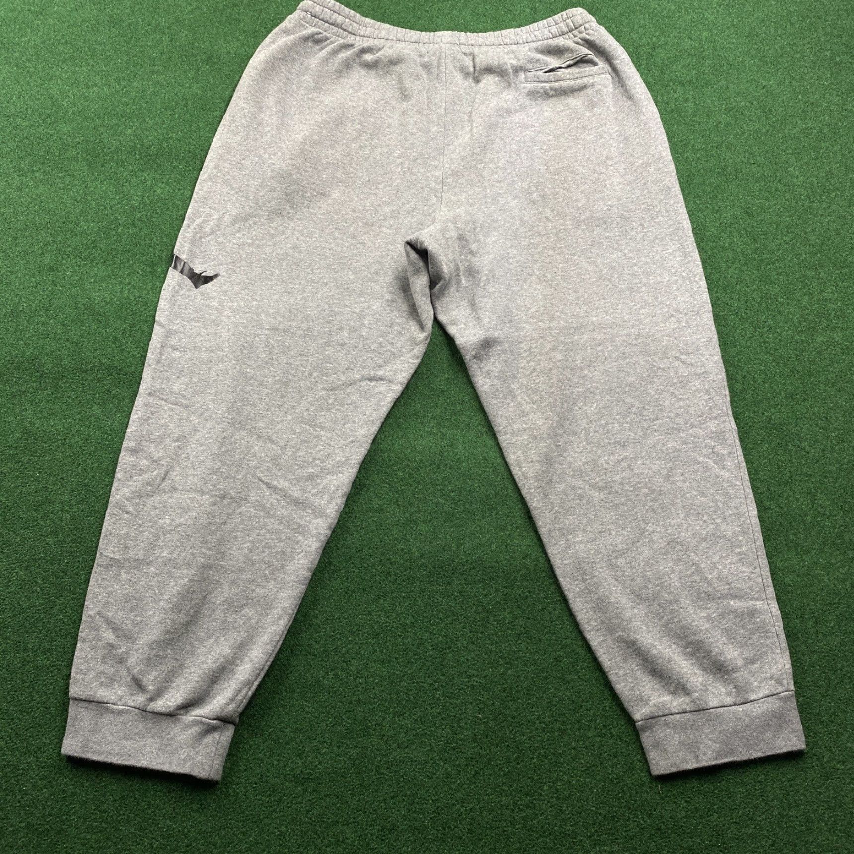 Jordan Brand VINTAGE Jordan Sweatpants Mens XL Gray Y2K Baggy Track Pants Joggers FITS 36x28 Size US 36 / EU 52 - 3 Thumbnail