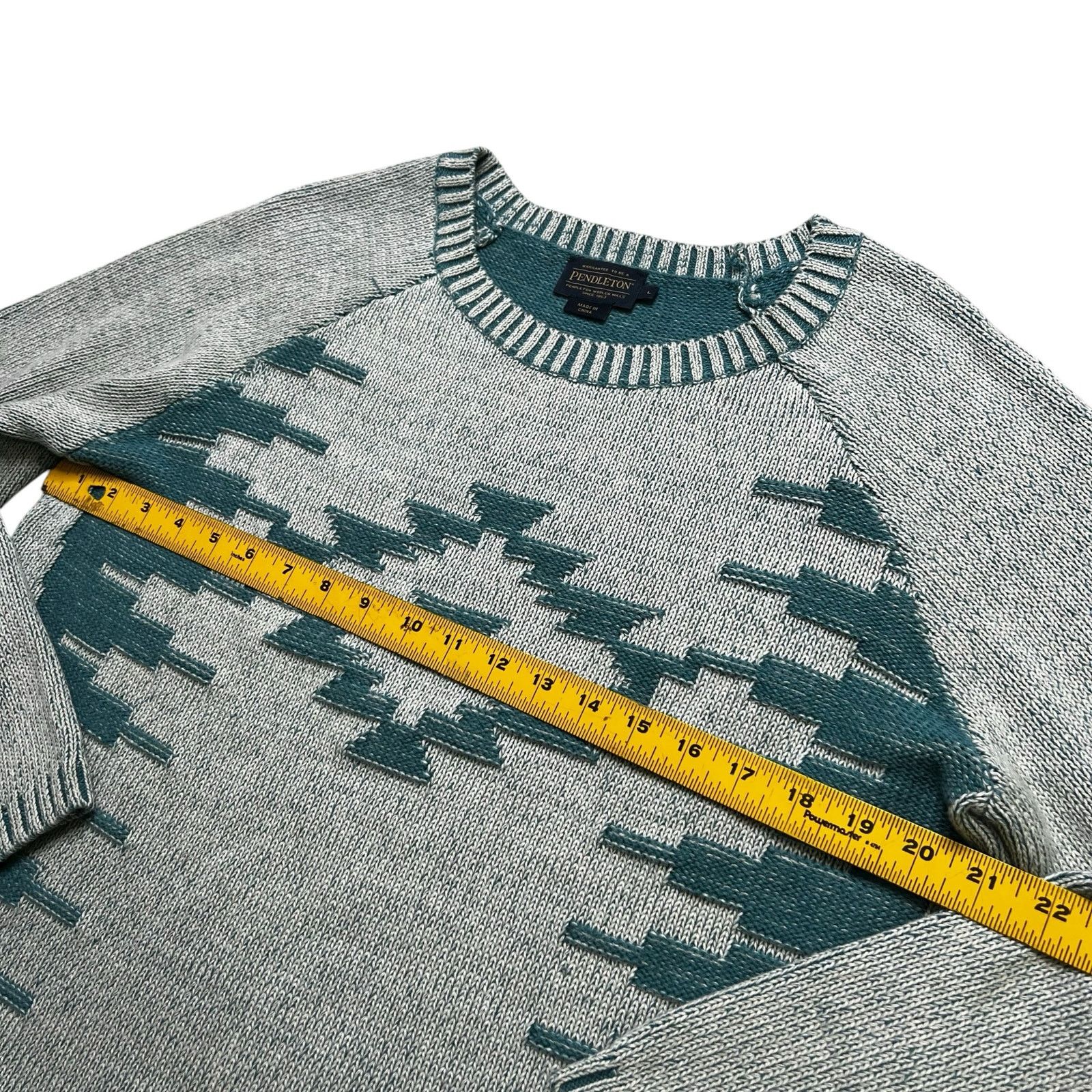 Pendleton Pendleton Woolen Mills Southwest Aztec Knit Sweater Size L Size L / US 10 / IT 46 - 7 Thumbnail