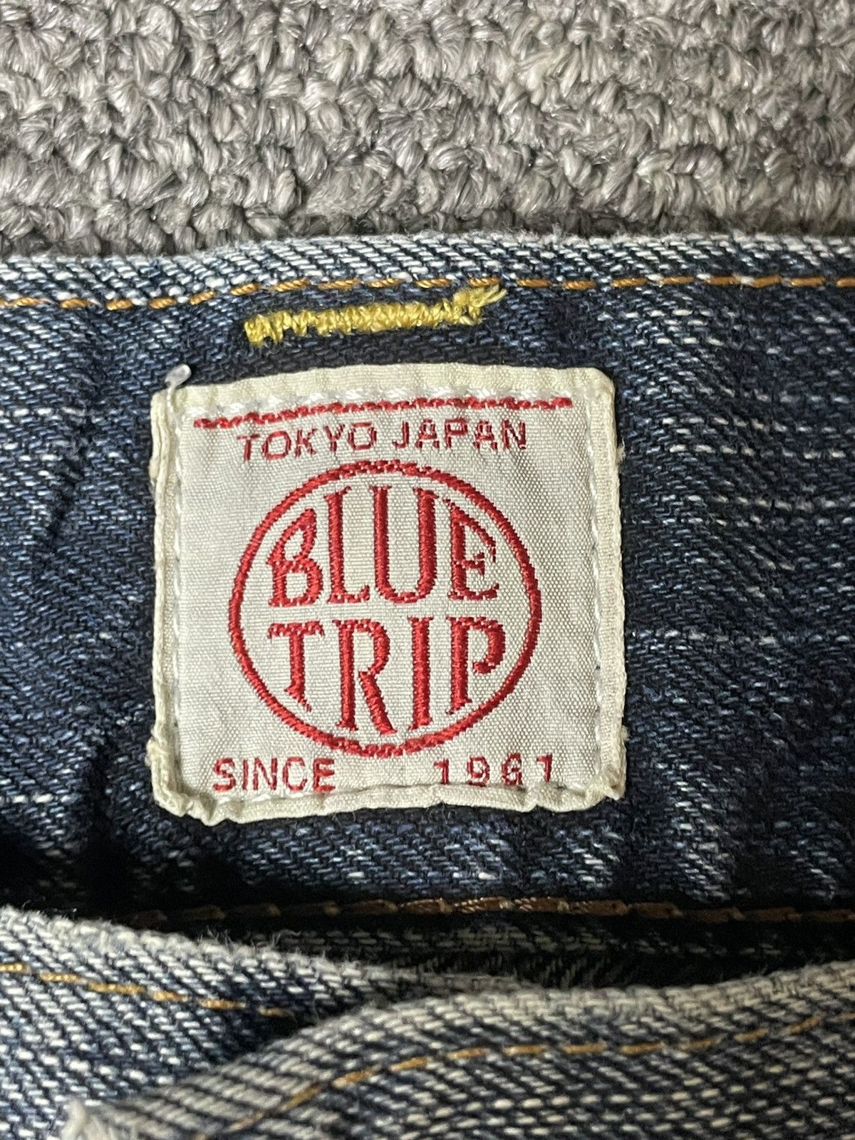 Edwin × Vintage EDWIN x BLUE TRIP Distressed Denim Jeans (93) Size US 35 - 5 Thumbnail