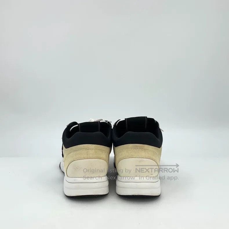 Chanel Chanel Colour-blocked logo latching casual panda sneakers Size US 9 / EU 42 - 4 Thumbnail