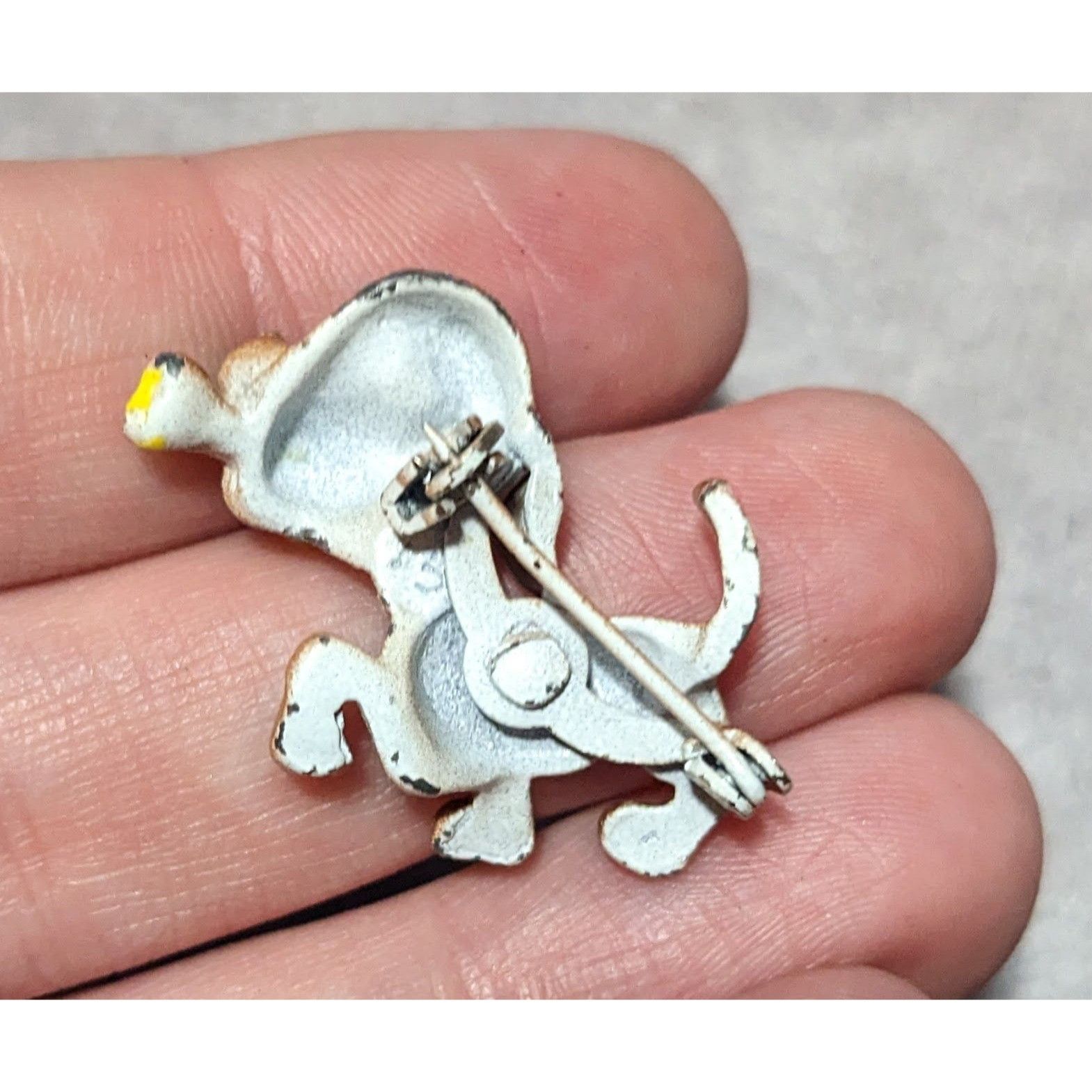 Other Vintage Brown And Yellow Enamel Dog With Bone Brooch Size ONE SIZE - 6 Thumbnail