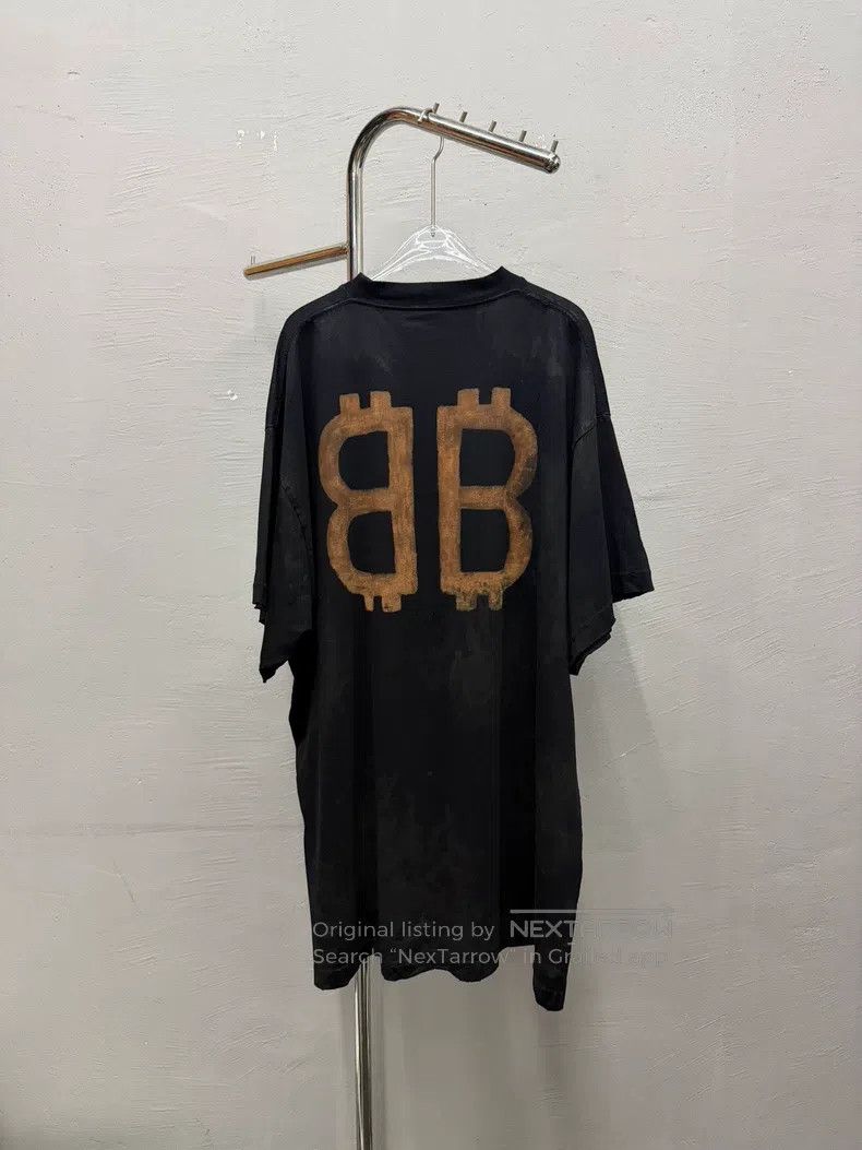 Balenciaga Balenciaga Bitcoin short-sleeve Size US L / EU 52-54 / 3 - 4 Thumbnail