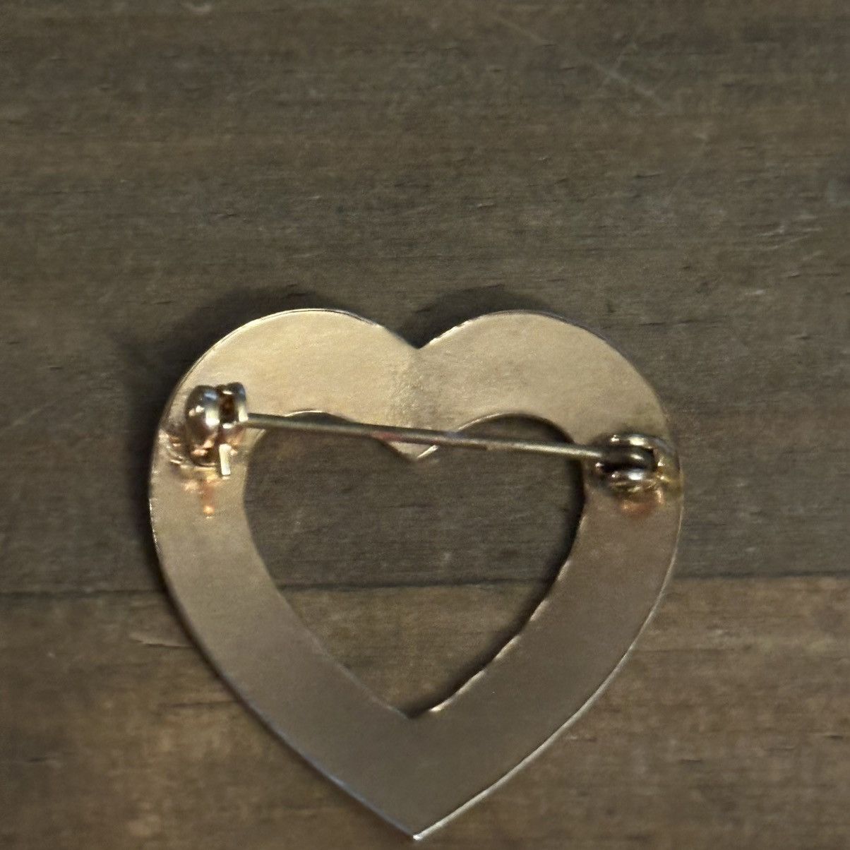 Vintage Vintage gold tone open heart brooch Size ONE SIZE - 2 Thumbnail