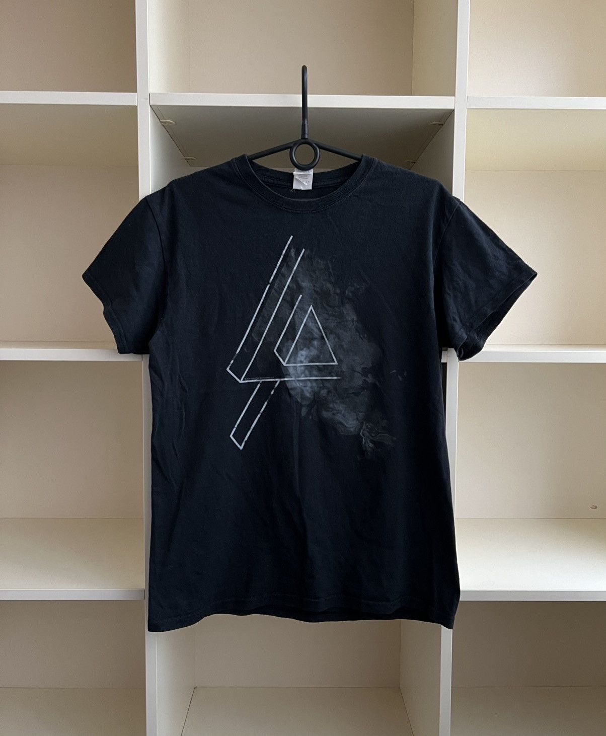 Band Tees 2014 Linkin Park Band Tee Rock T-Shirt Size M Size US M / EU 48-50 / 2 - 1 Thumbnail