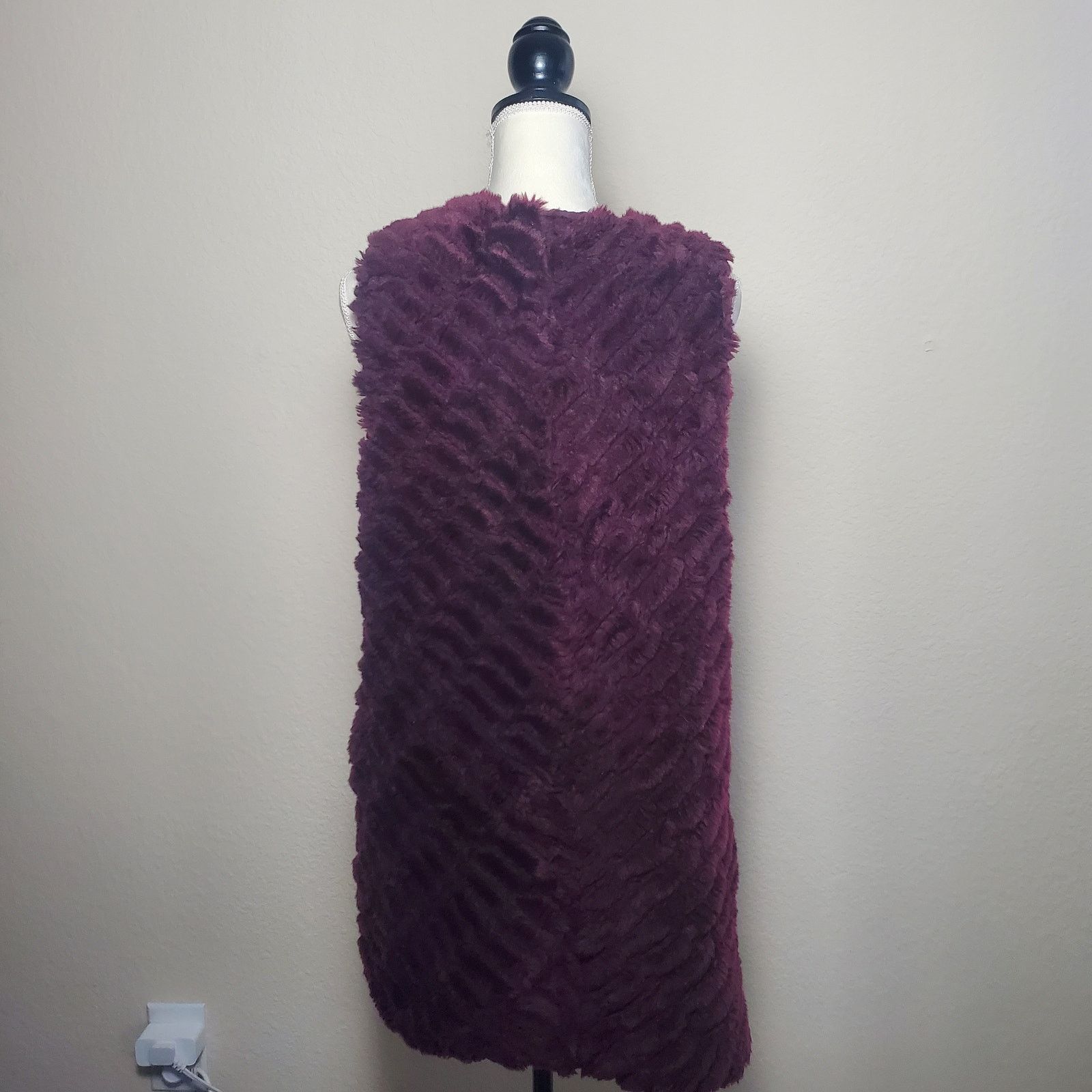 BB Dakota BB Dakota Alphia Faux Fur Vest Medium Size M / US 6-8 / IT 42-44 - 4 Thumbnail