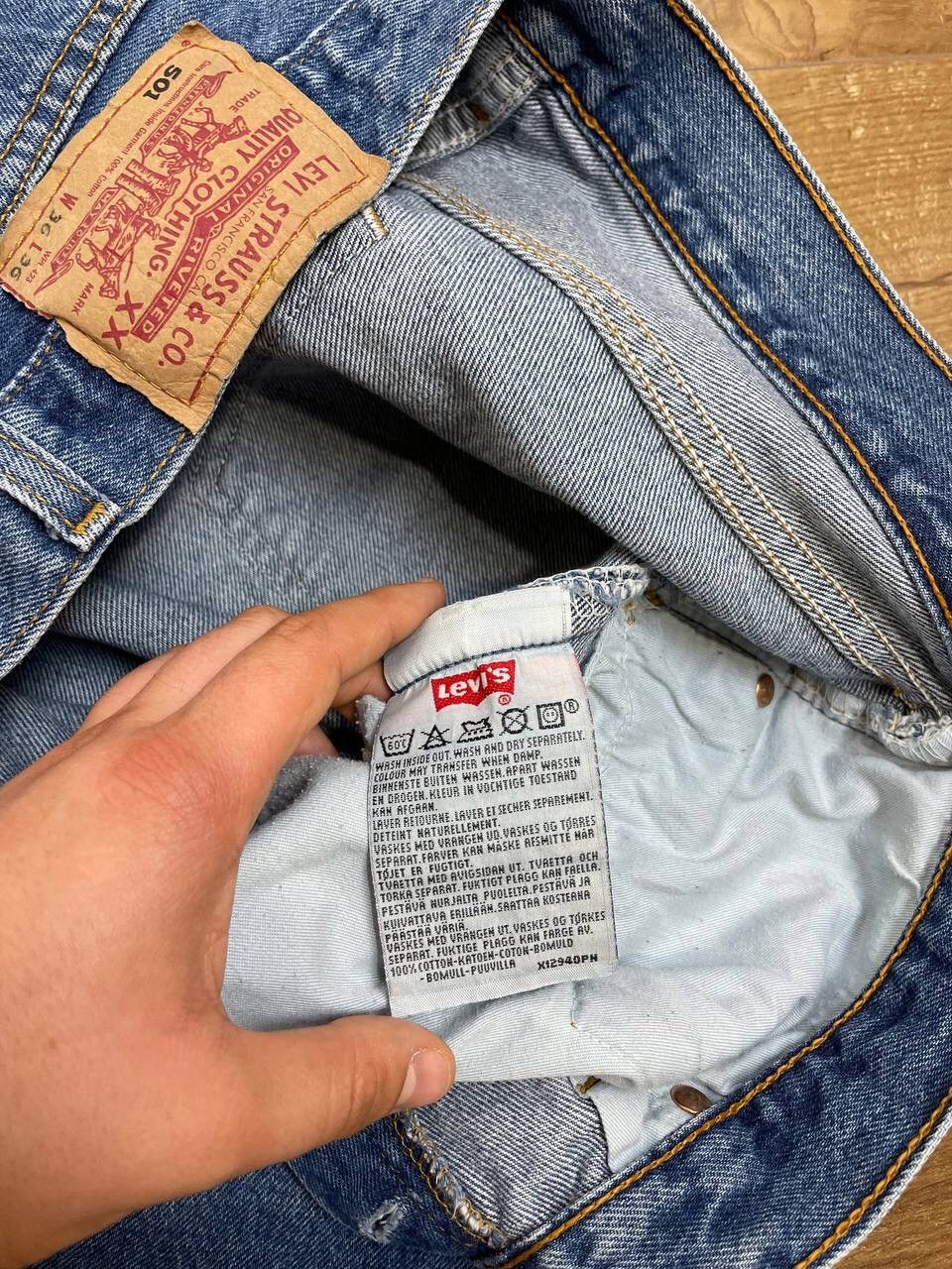 Levi's Vintage Levi’s 501 Red Tab Made in UK Blue Stonewashed Jeans Size US 36 / EU 52 - 9 Thumbnail