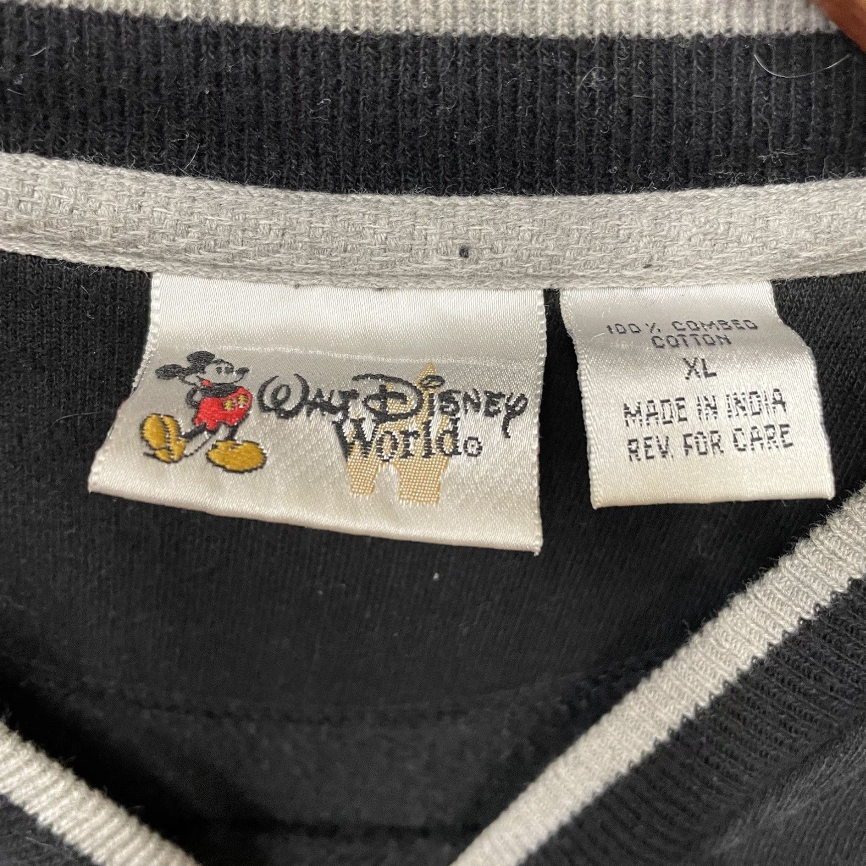 Disney VINTAGE Disney Pullover T-Shirt Black 100% Cotton Walt Disney World XL Mens Artwork Graphic Size US XL / EU 56 / 4 - 4 Thumbnail