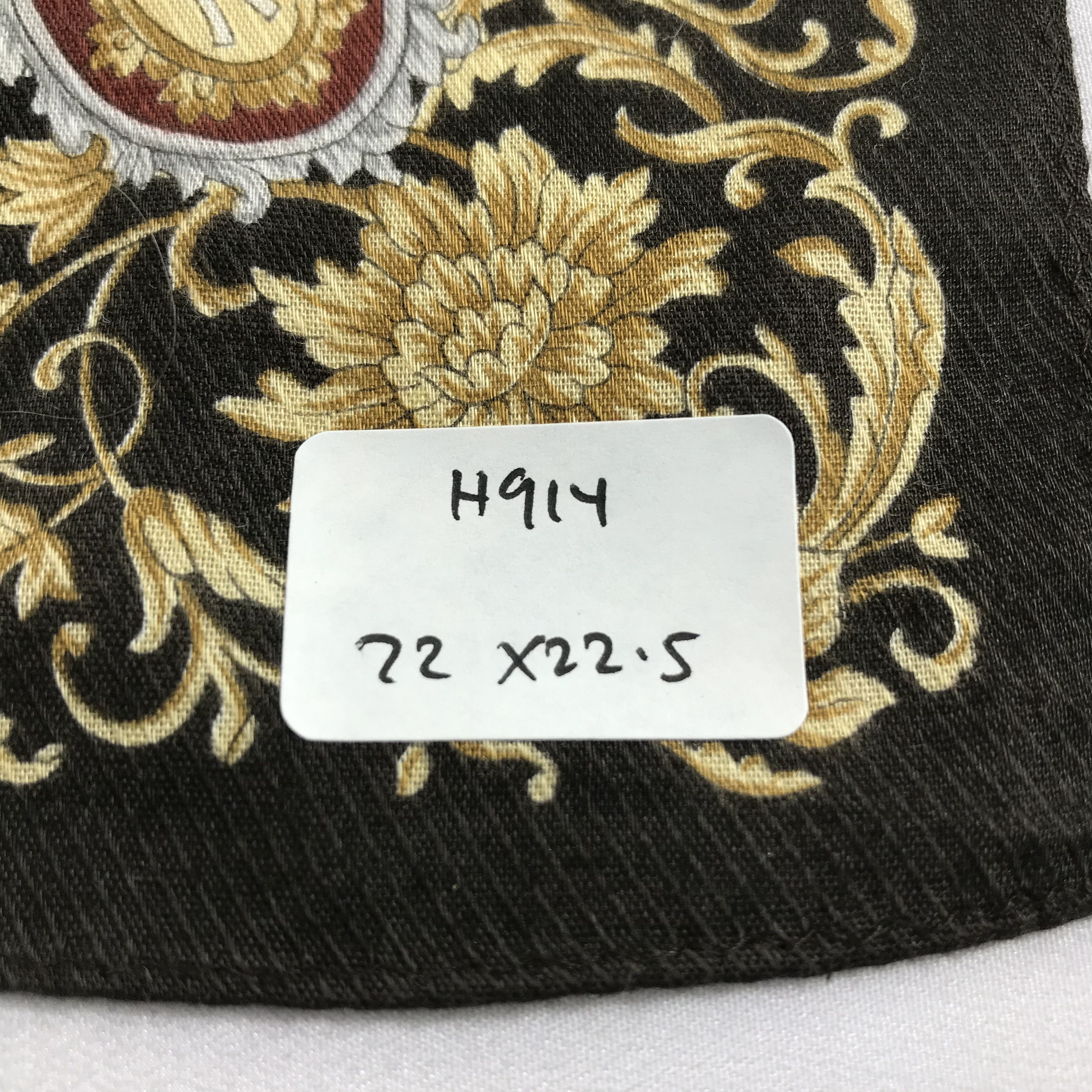 Roberta di Camerino Roberta di Camerino Handkerchief Neckerchief Bandana H914 Size ONE SIZE - 9 Thumbnail