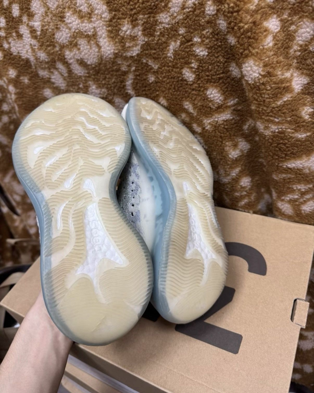 Adidas Adidas Yeezy 380 Alien Reflective GW0304 K37 Size US 6.5 / IT 36.5 - 3 Thumbnail