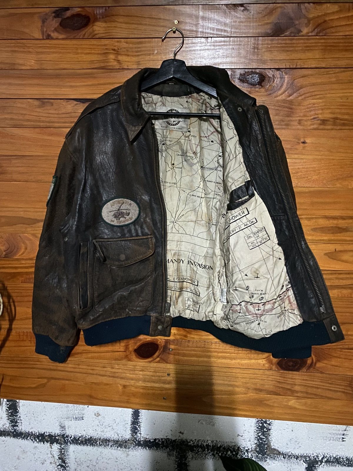 Vintage Vintage G-III Leather Flight Jacket Patches – Made in Korea Size US S / EU 44-46 / 1 - 20 Thumbnail