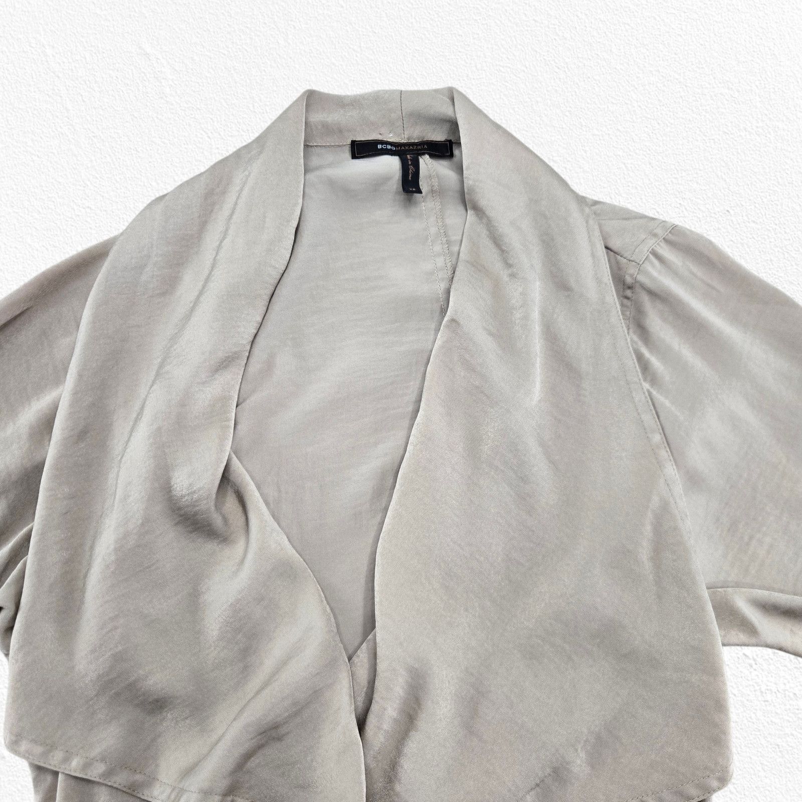 Bcbgmaxazria BCBGmaxazria Beige Trench Wrap Dress Belted XS EUC Size XS / US 0-2 / IT 36-38 - 5 Thumbnail