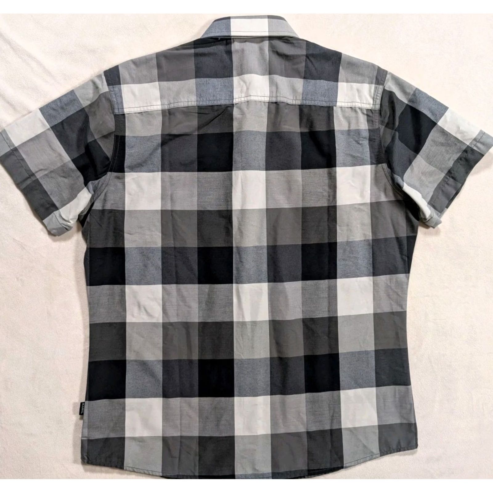 Vintage Kuhl Plaid Short Sleeve Button Front Outdoor Gray Men's Large Size US 33 - 7 Thumbnail