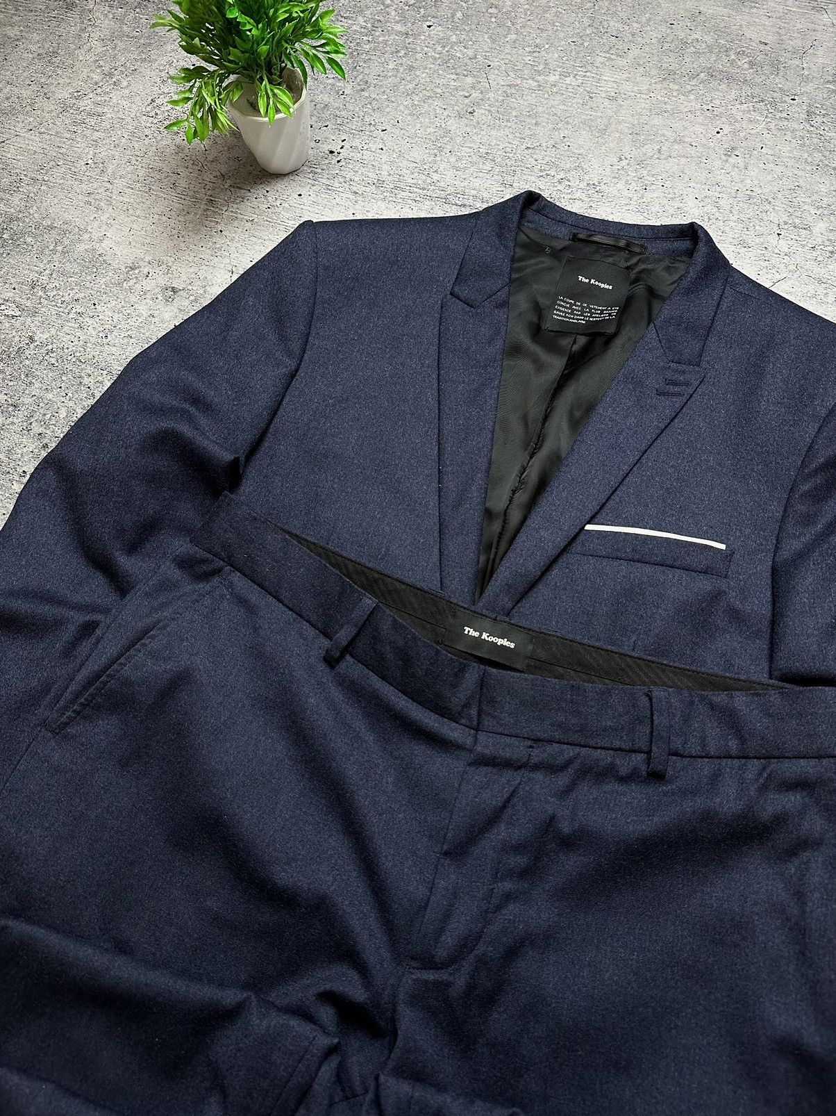 The Kooples × Vintage The Kooples Wool Suit Blazer + Pants Size 40S - 6 Thumbnail