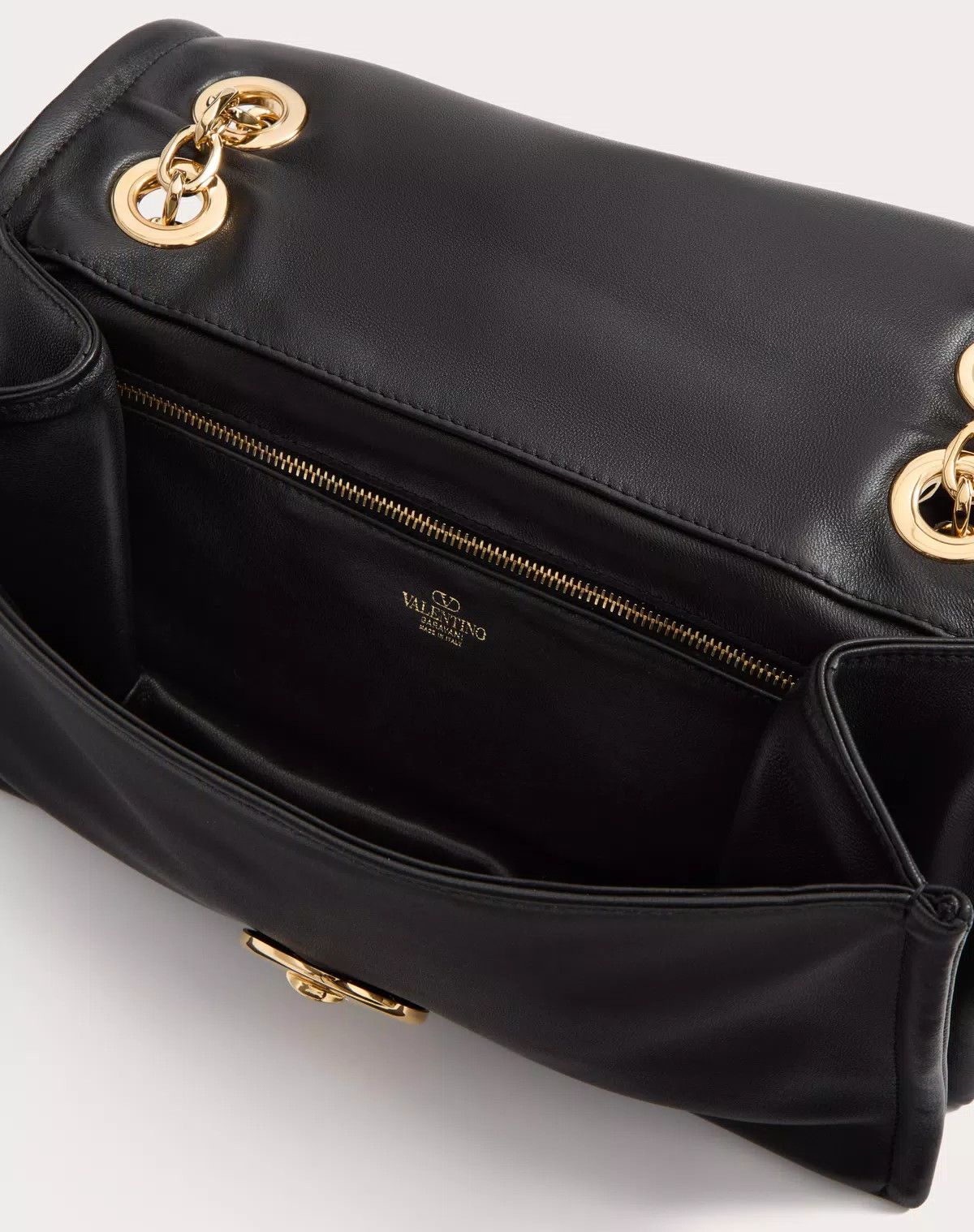 Valentino oc11z0725 Size:OS/Nappa Shoulder Bag With Chain in Black Size ONE SIZE - 4 Thumbnail