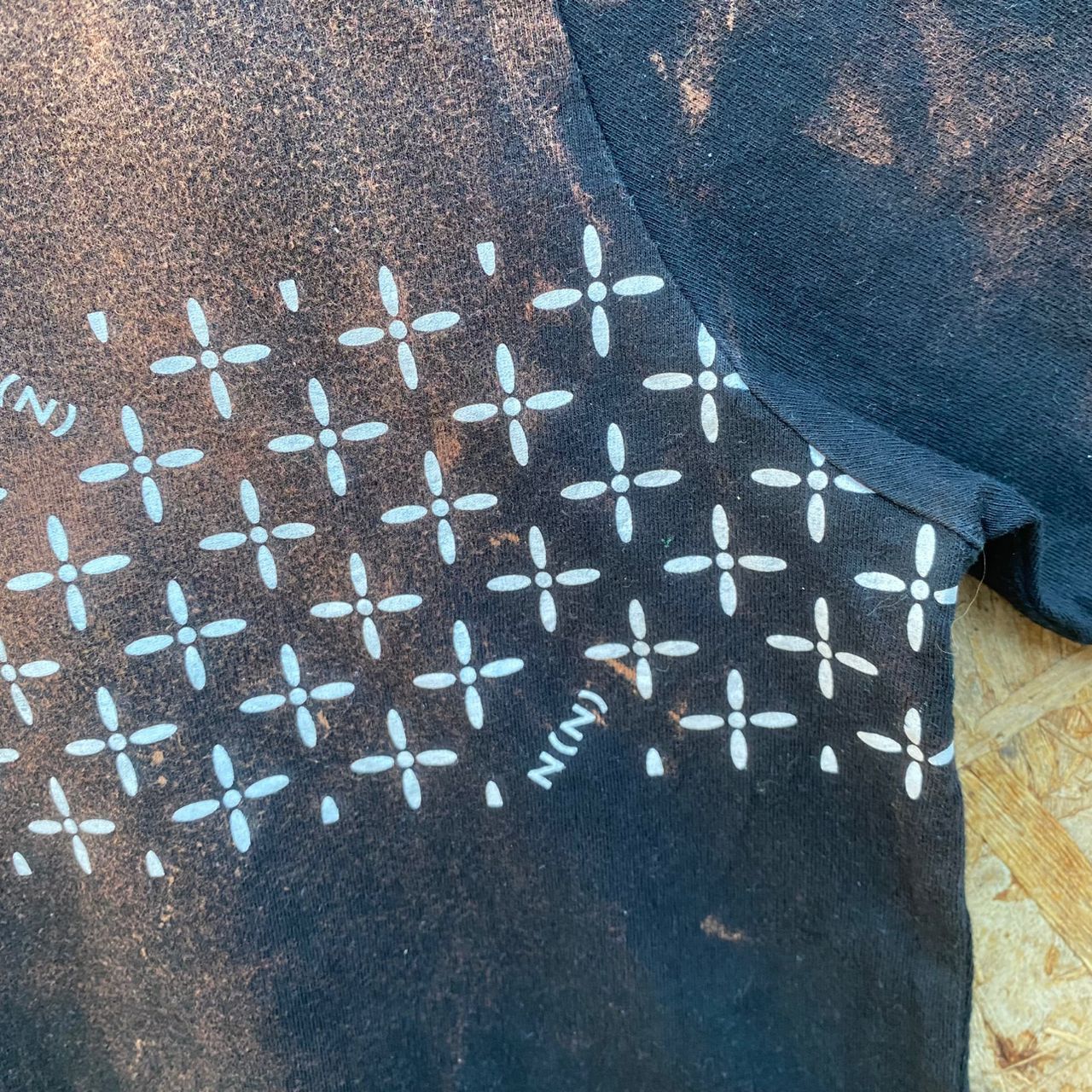 Number (N)ine Number N(ine) x Malboro Colarb Tshirt Size US M / EU 48-50 / 2 - 4 Thumbnail