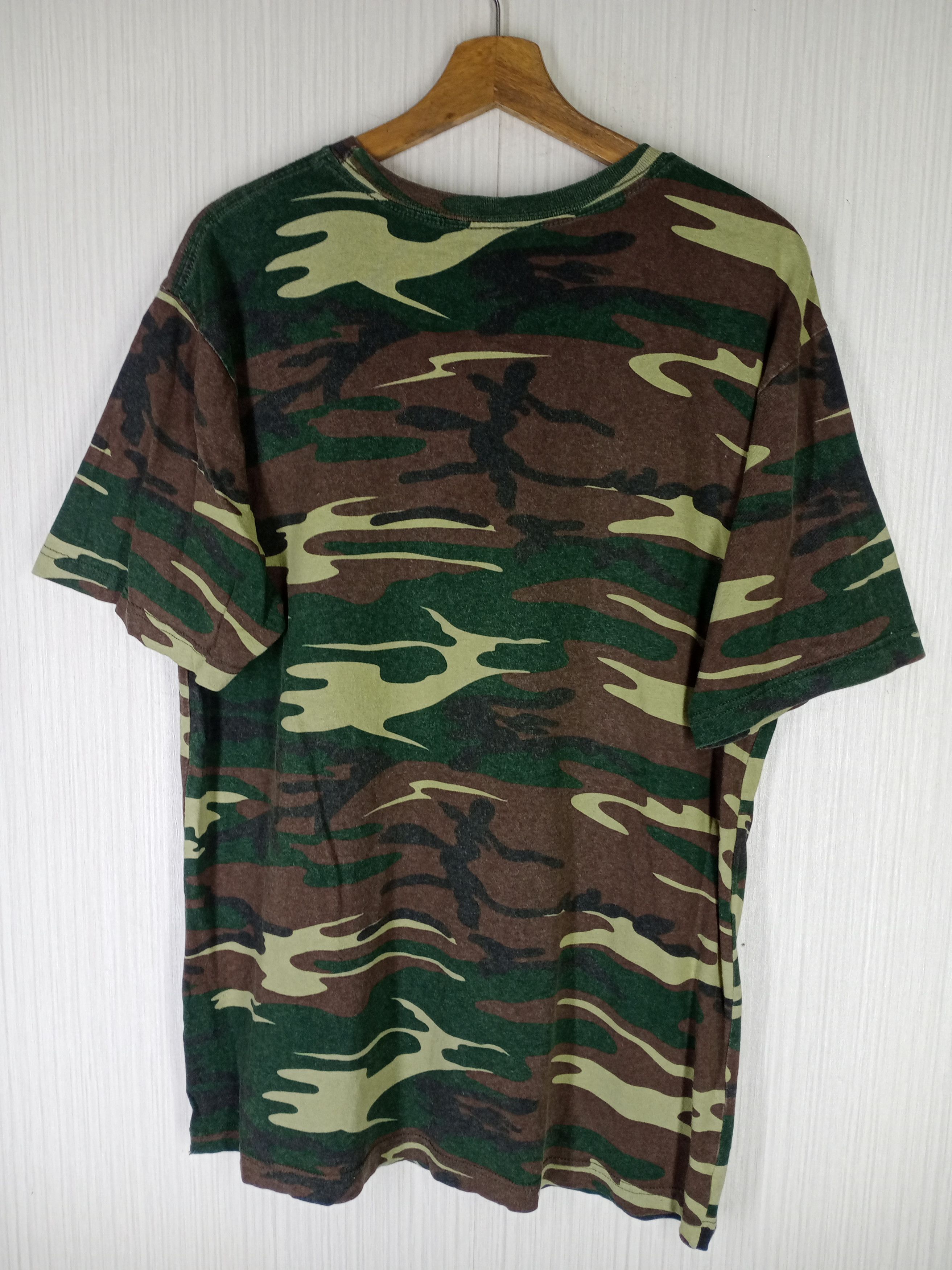 Mishka RARE MISHKA SKULLS CAMO TSHIRT Size US L / EU 52-54 / 3 - 9 Thumbnail