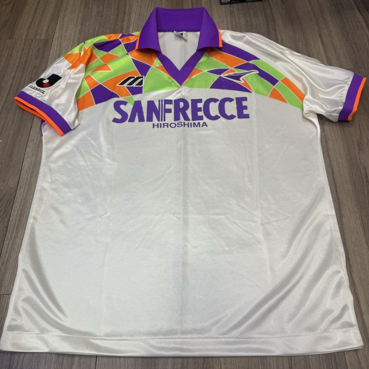 Sanfrecce Hiroshima | Grailed