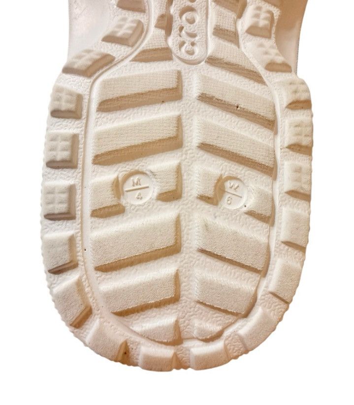 Crocs Crocs Classic Lined Clog White – Women’s Size W6 / Men’s M4 Size US 6 / IT 36 - 7 Thumbnail