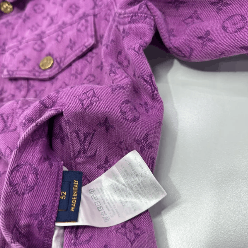 Louis Vuitton Louis Vuitton All-over print denim jacket Size US L / EU 52-54 / 3 - 3 Thumbnail