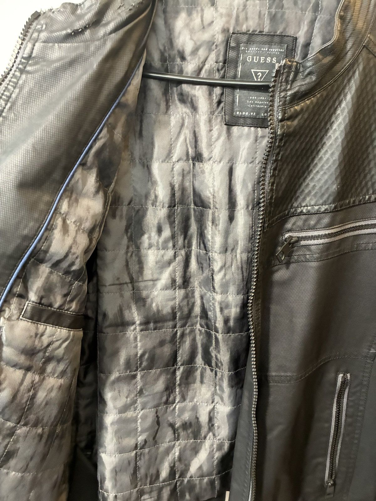 Guess Guess Textured zipper leather pleather jacket moto biker Size US L / EU 52-54 / 3 - 6 Thumbnail