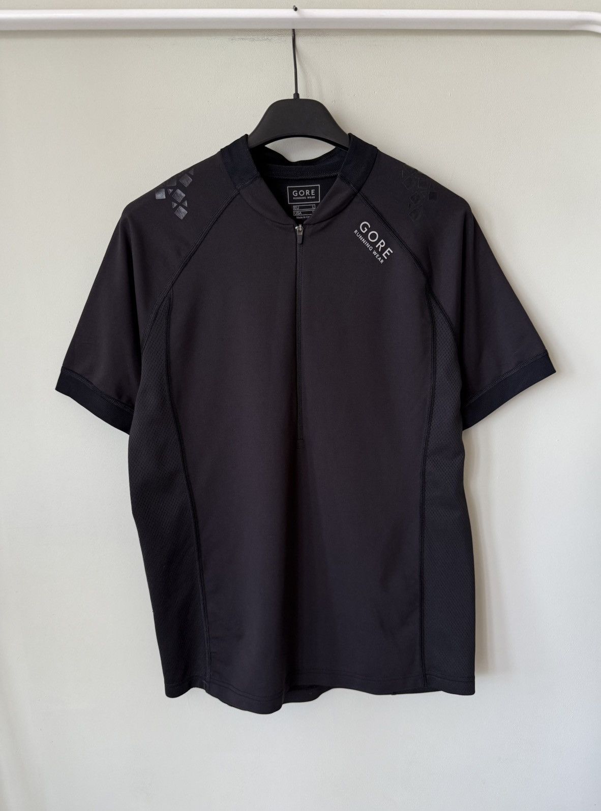 Other Gore running wear half zip jersey tshirt Size US L / EU 52-54 / 3 - 1 Thumbnail