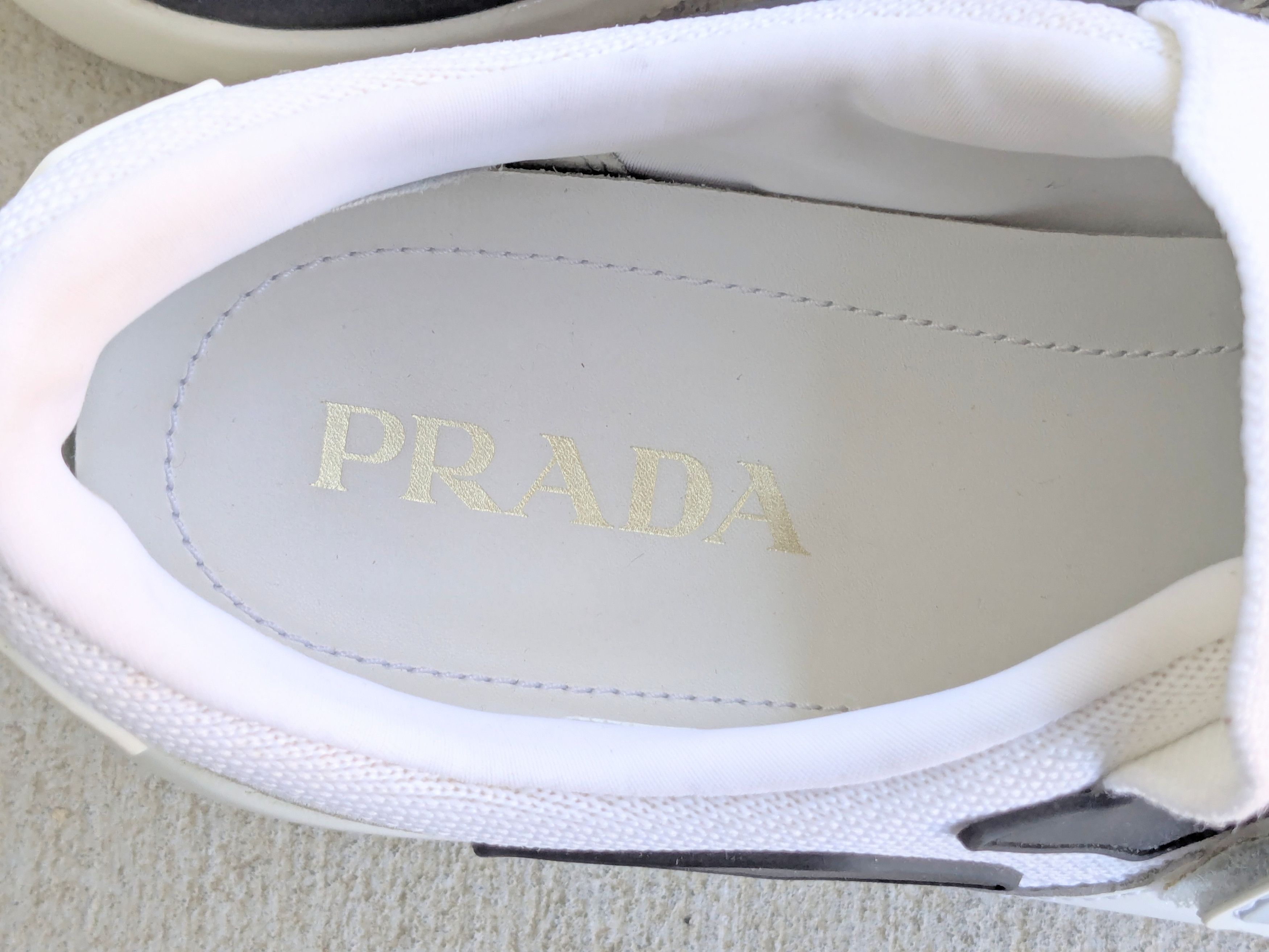 Prada Prada Cloudbust Sneakers White Black 11.5 Straps Low Tops Size US 11.5 / EU 44-45 - 17 Thumbnail