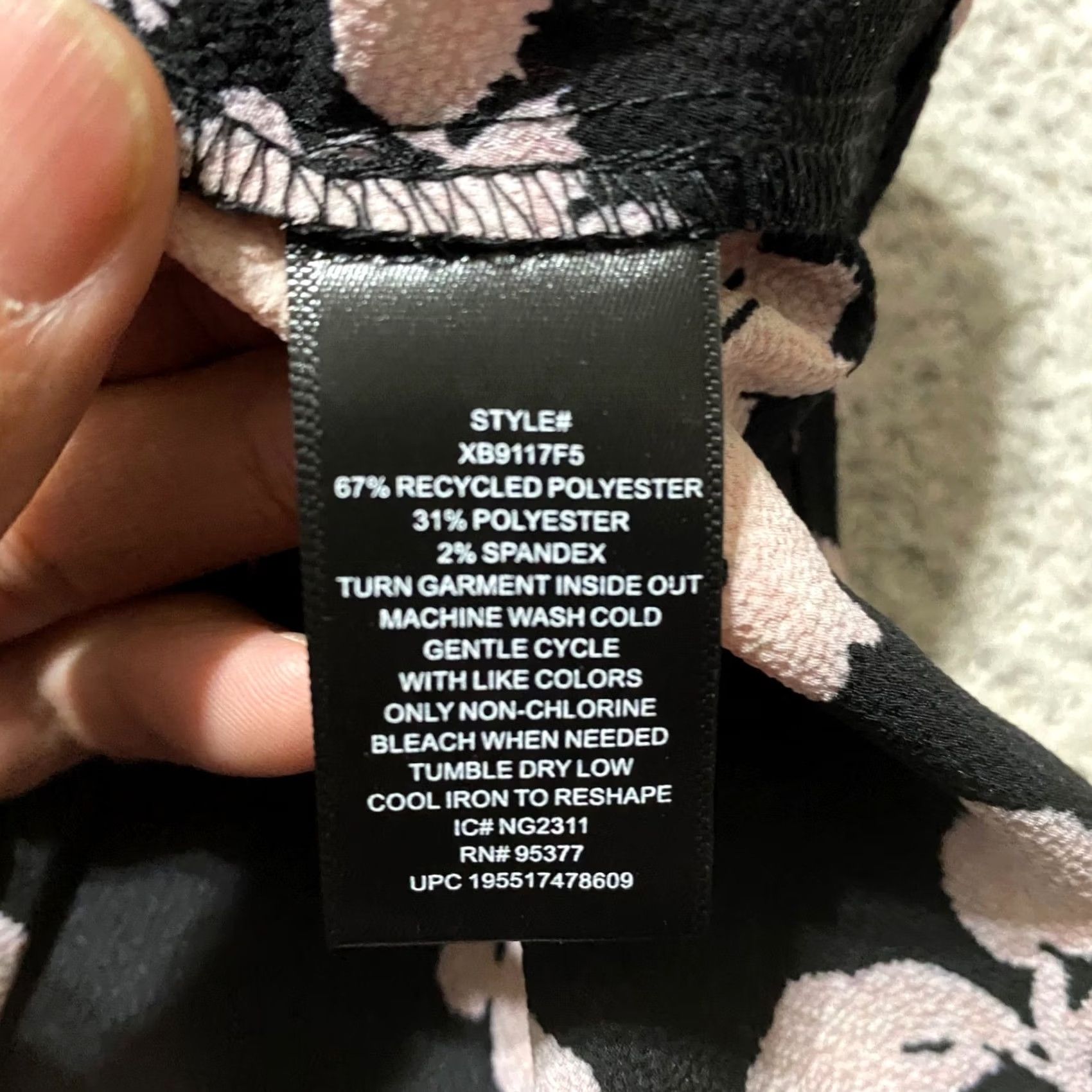 Sanctuary Social Standard by Sanctuary Shirt Womens Small Black Floral Peasant NWT Size S / US 4 / IT 40 - 4 Thumbnail