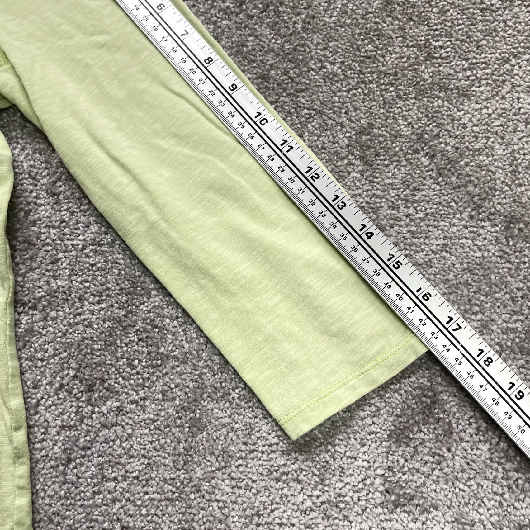 Eddie Bauer Eddie Bauer Women's Small Yellow V-Neck Long Sleeve Knit Shirt Casual Top Size S / US 4 / IT 40 - 6 Thumbnail