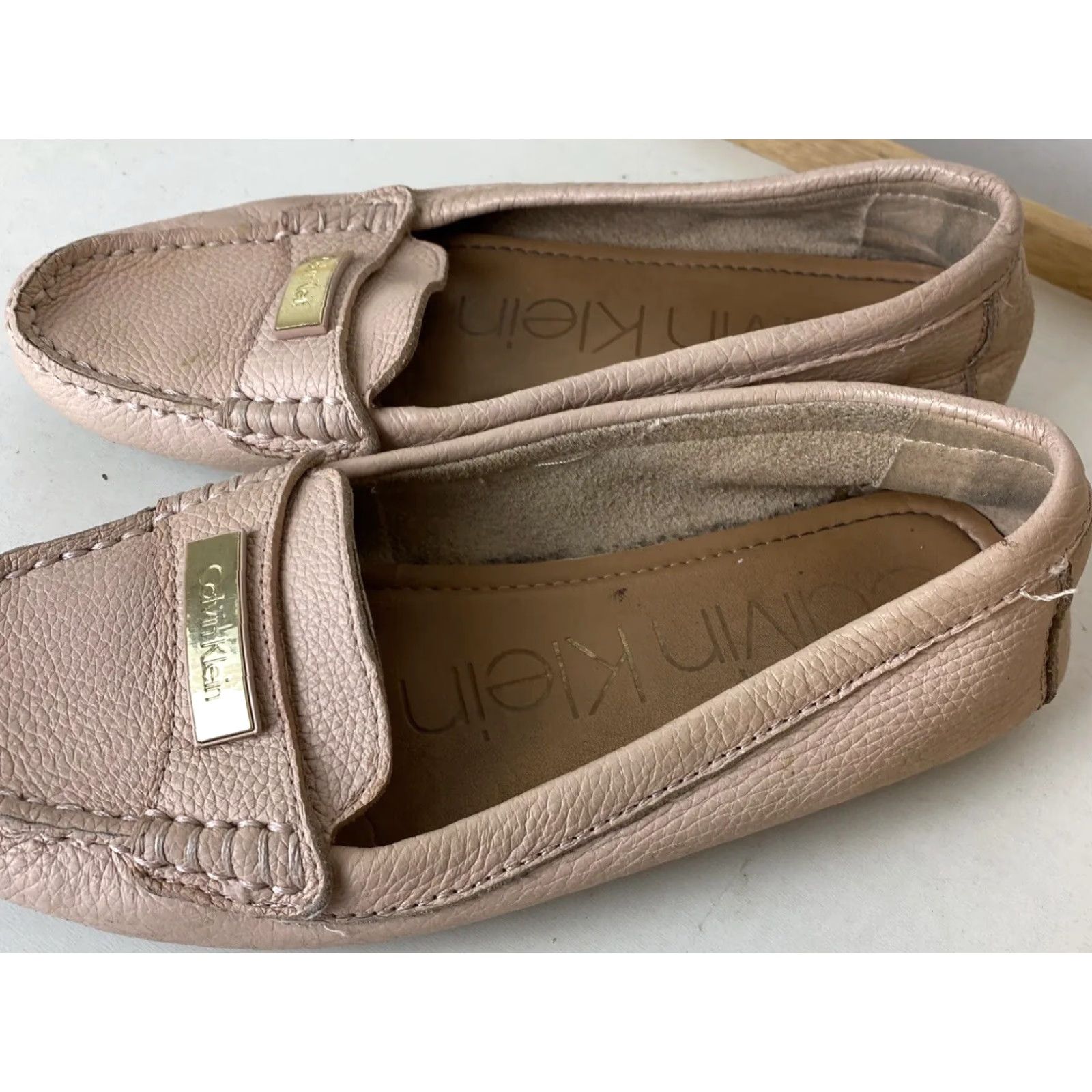 Calvin Klein CALVIN KLEIN Moccasin Loafers Women Blush Pink Leather Pebbled 6.5 US / 36.5 EU — Flat Comfort Shoes, Round Toe, Classic Style, Leta S1 Size US 6.5 / IT 36.5 - 5 Thumbnail