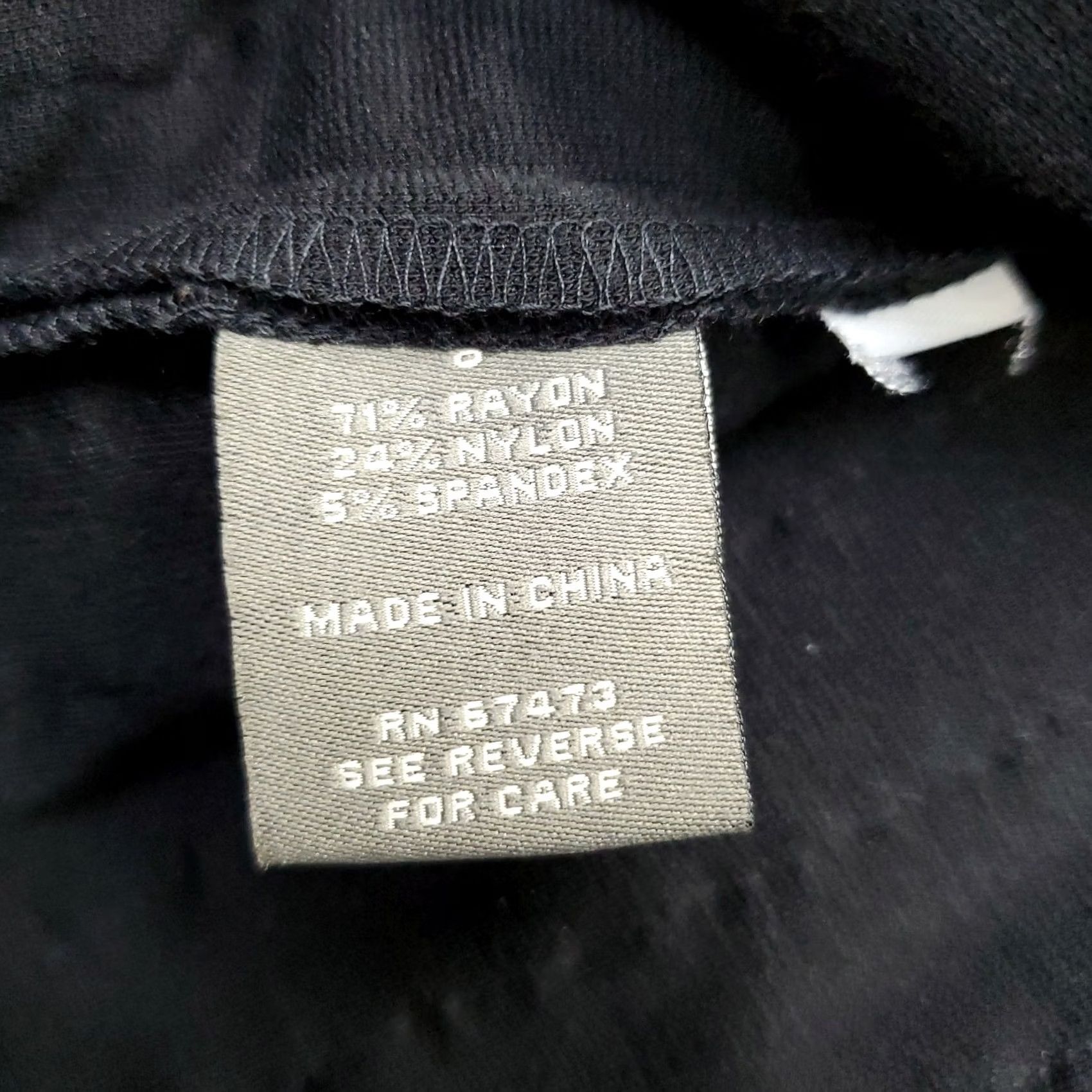 Vintage Taylor Nike Shirt Womens 8 Black Ponte Stretch Sleeveless Back Zip Ruffle Hem Shirt Size M / US 6-8 / IT 42-44 - 4 Thumbnail