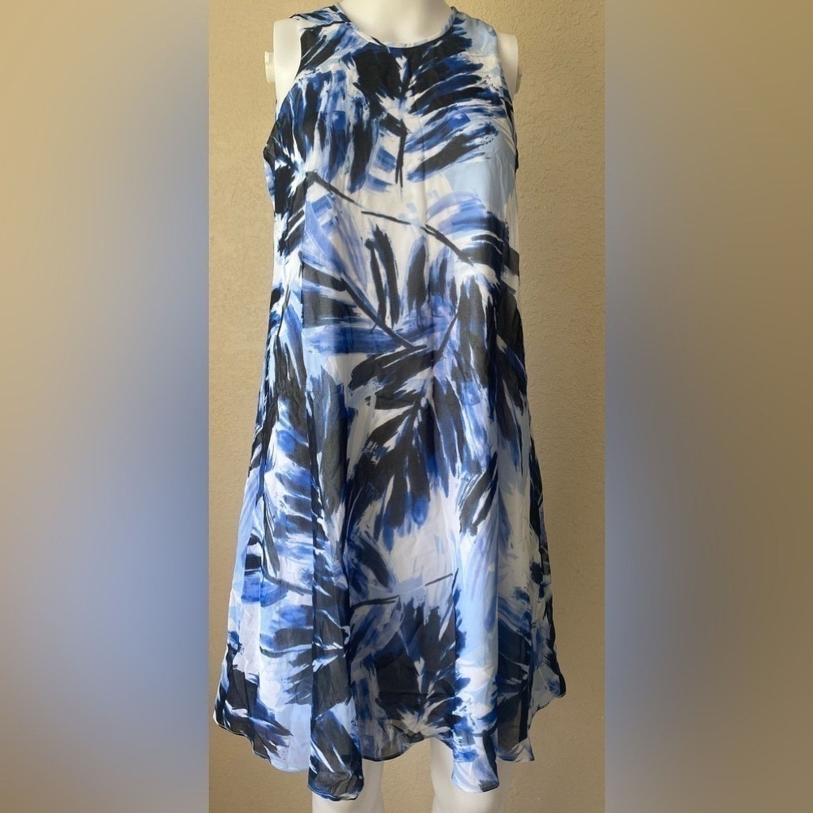 Calvin Klein Calvin Klein | Watercolor Sleeveless Mini Dress | 2 Size XS / US 0-2 / IT 36-38 - 1 Thumbnail
