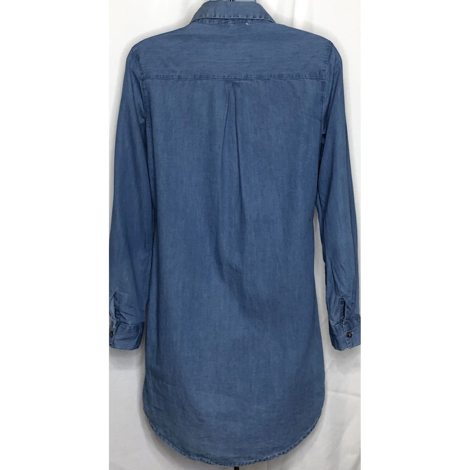 Vintage Vintage Charlotte Russe shirt dress XS Blue Chambray ButtonUp Coastal Cottage Size XS / US 0-2 / IT 36-38 - 3 Thumbnail