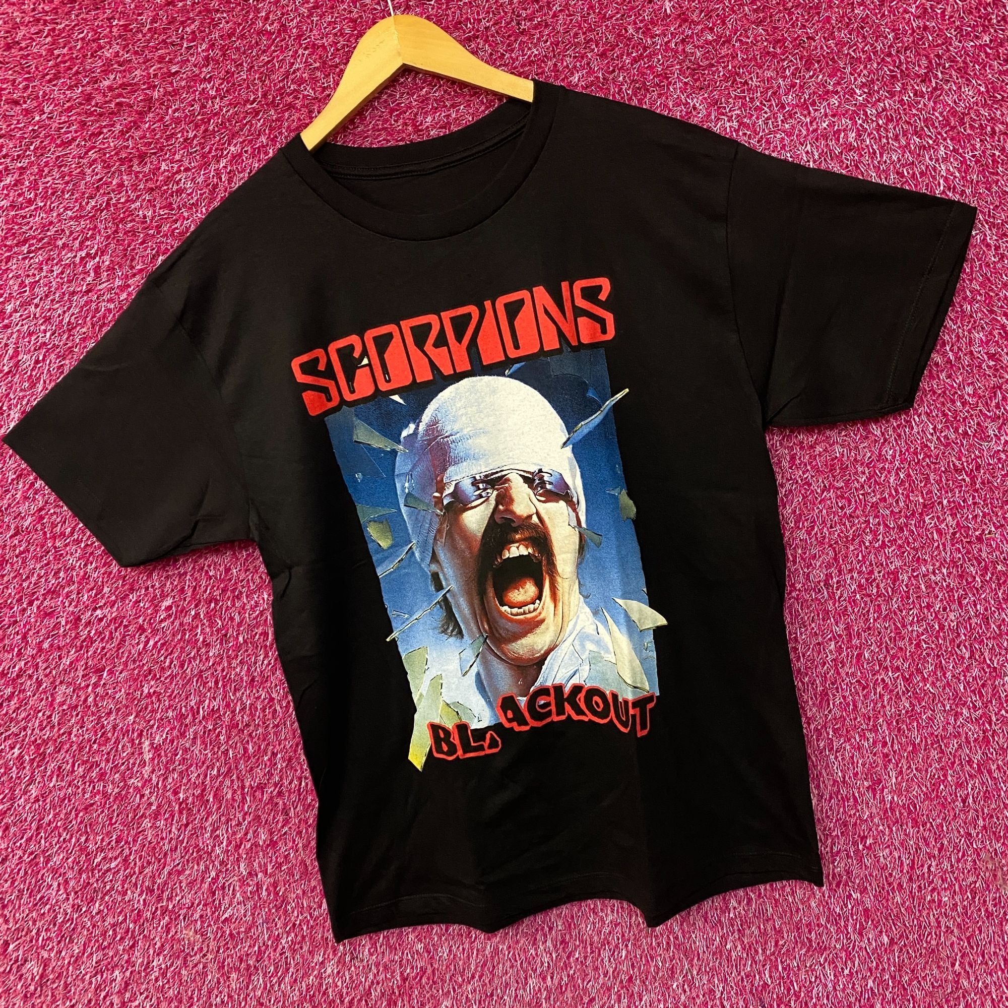 Other Scorpions Blackout Album Cover Heavy Metal Band T-Shirt Larg Size US L / EU 52-54 / 3 - 3 Thumbnail