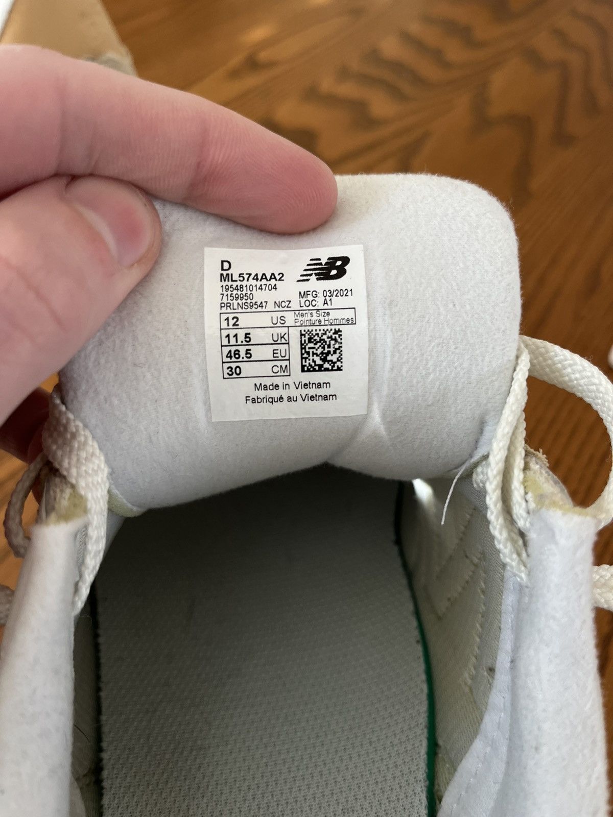 New Balance New Balance 574 Beige Size US 12 / EU 45 - 5 Thumbnail