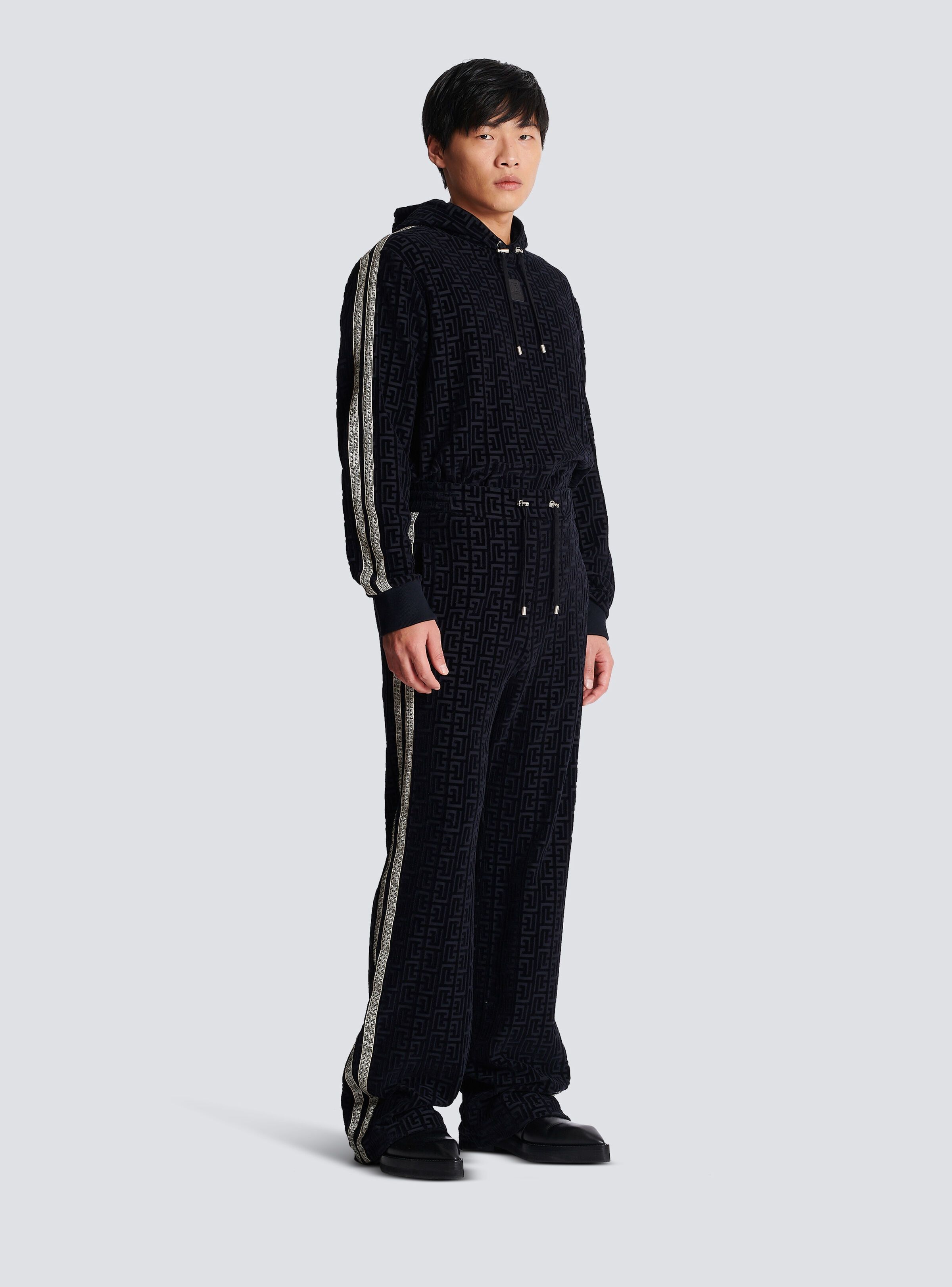 Balmain o1y0426 Jogger & Sweatpant in Midnight Blue Size US 32 / EU 48 - 3 Thumbnail
