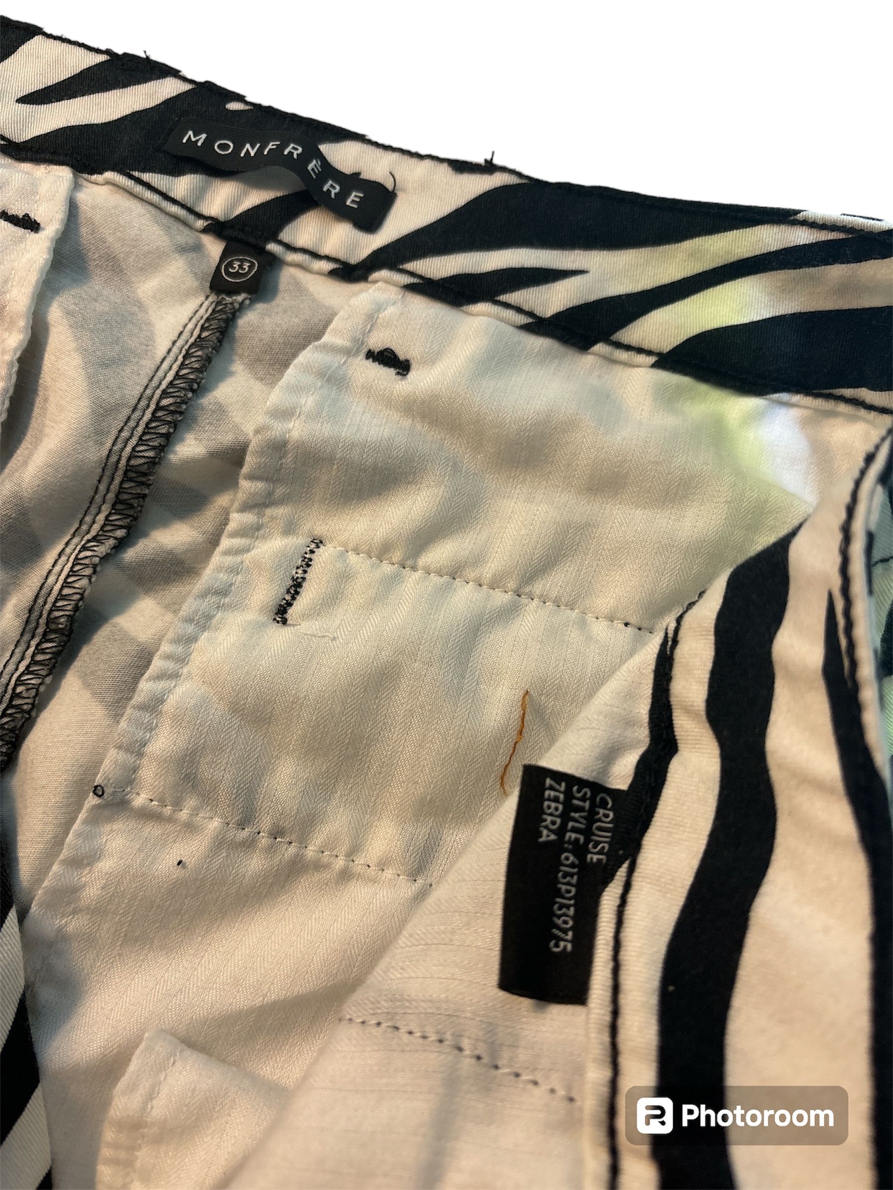 MONFRERE MONFRERE Men's Cruise Zebra-Print Twill Shorts Size US 33 - 7 Thumbnail