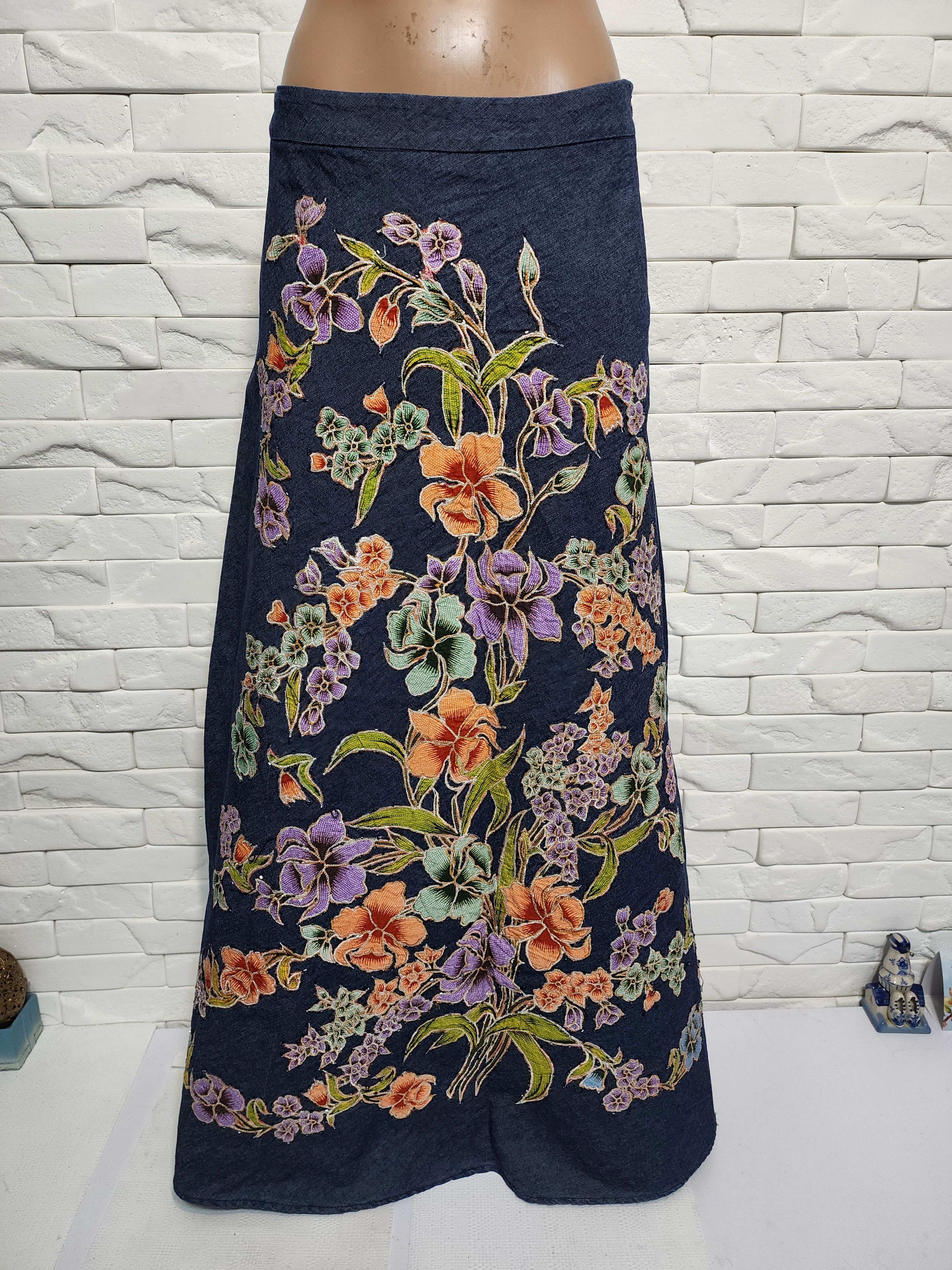 Other Blue Cotton Skirt: Flared Skirt with Embroidery and Beads. Size 30" / US 8 / IT 44 - 1 Thumbnail