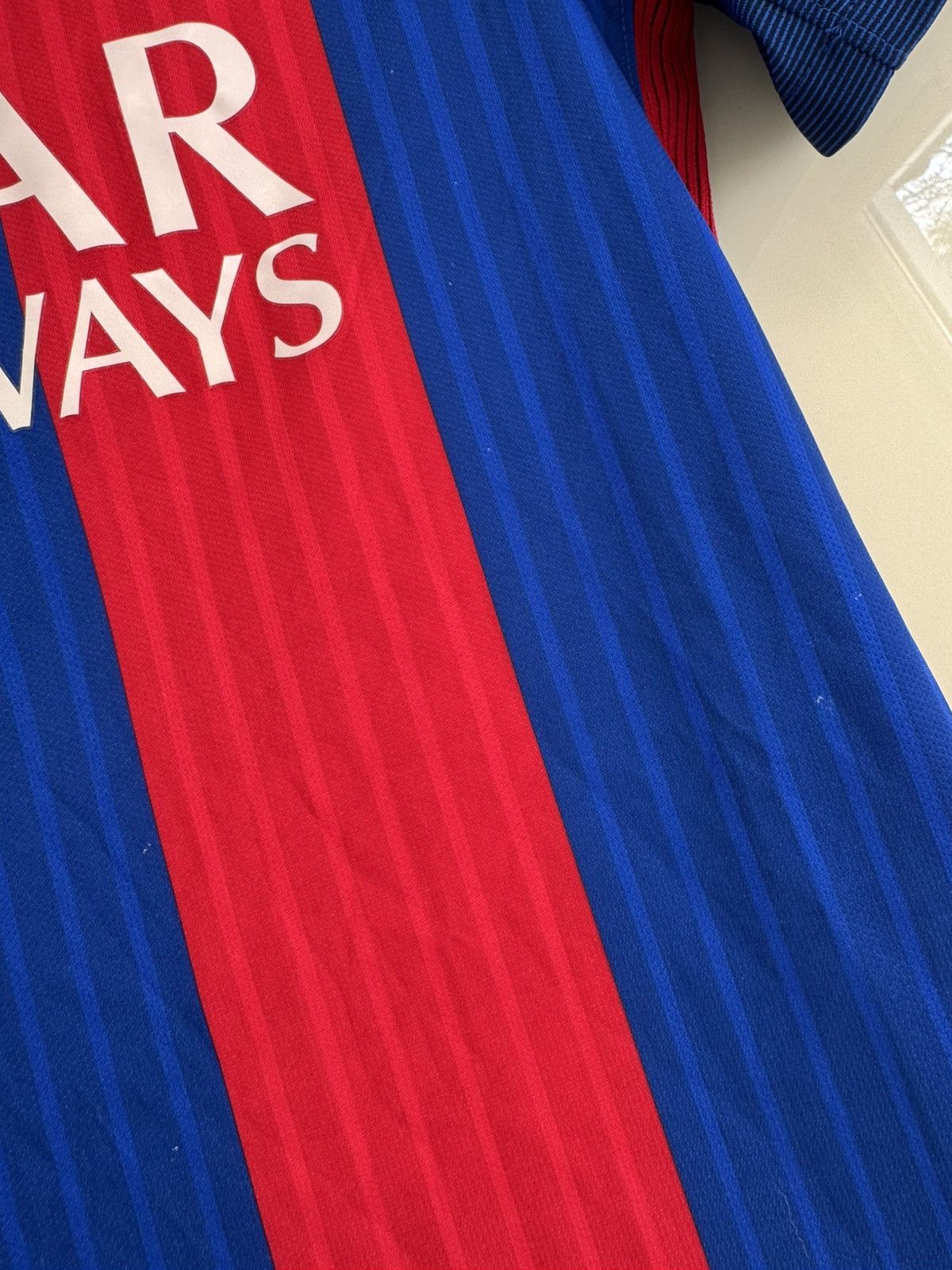 Nike Barcelona 2015-2016 Home Soccer Jersey Football Kit Shirt Size US S / EU 44-46 / 1 - 13 Thumbnail