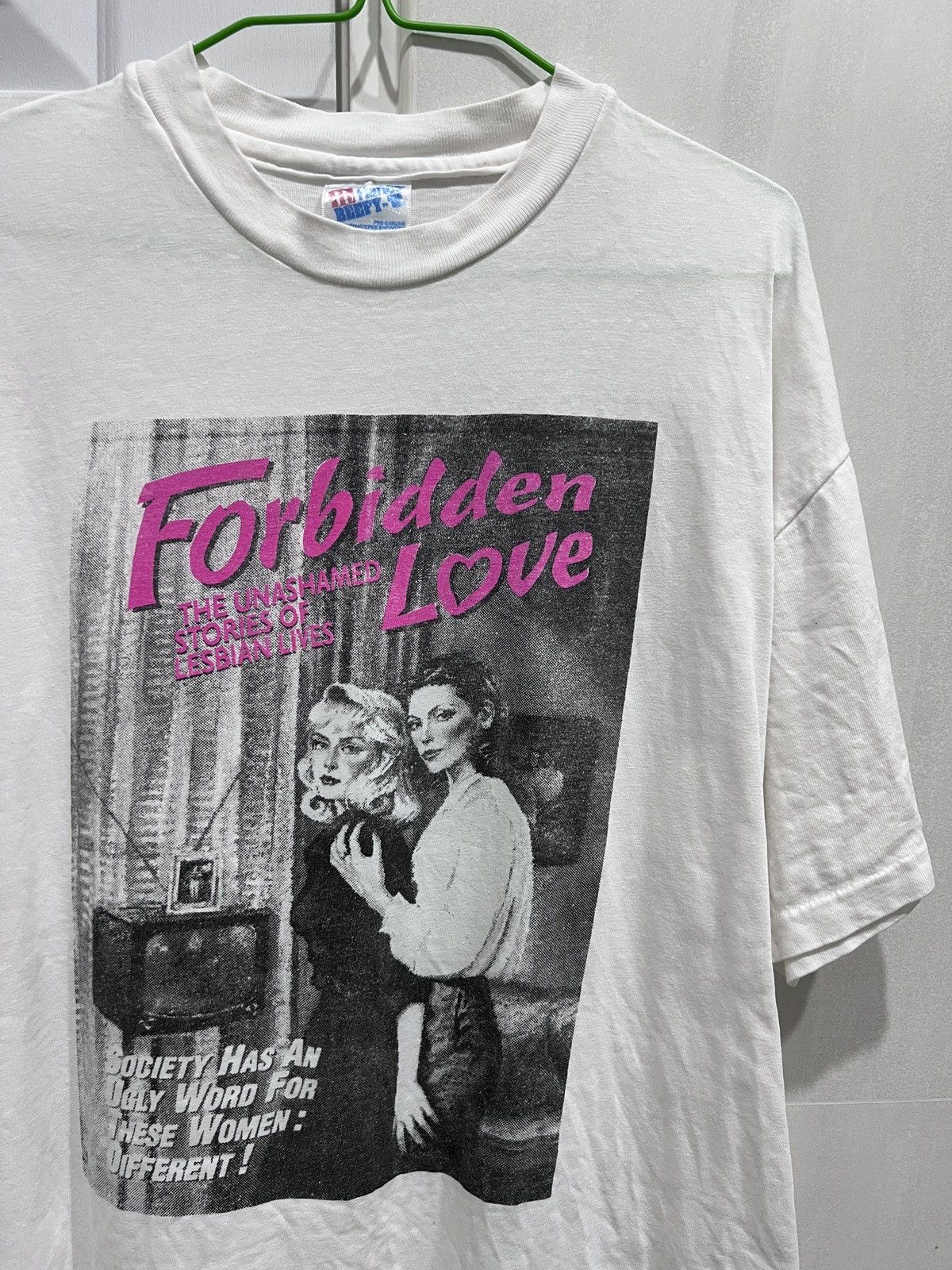 Vintage RARE 90s Forbidden Love Unashamed Storie Lesbian Movie LGBTQ Size US L / EU 52-54 / 3 - 1 Thumbnail