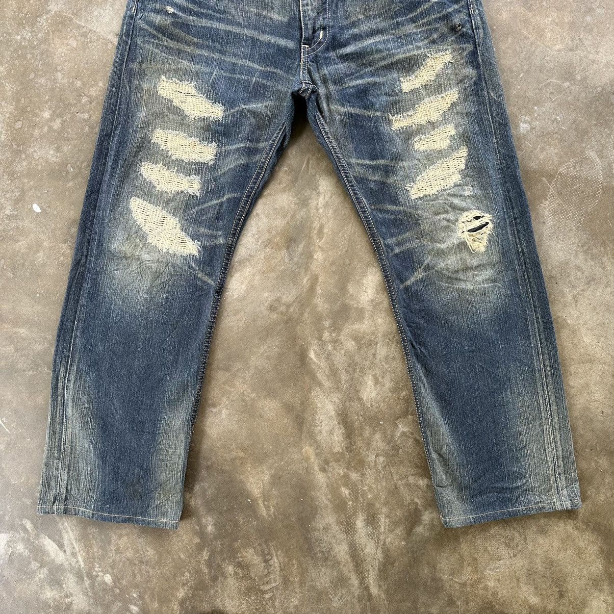 Japanese Brand Vintage Edwin XV Distressed Jean Faded Denim Pant W36 Size US 36 / EU 52 - 2 Thumbnail
