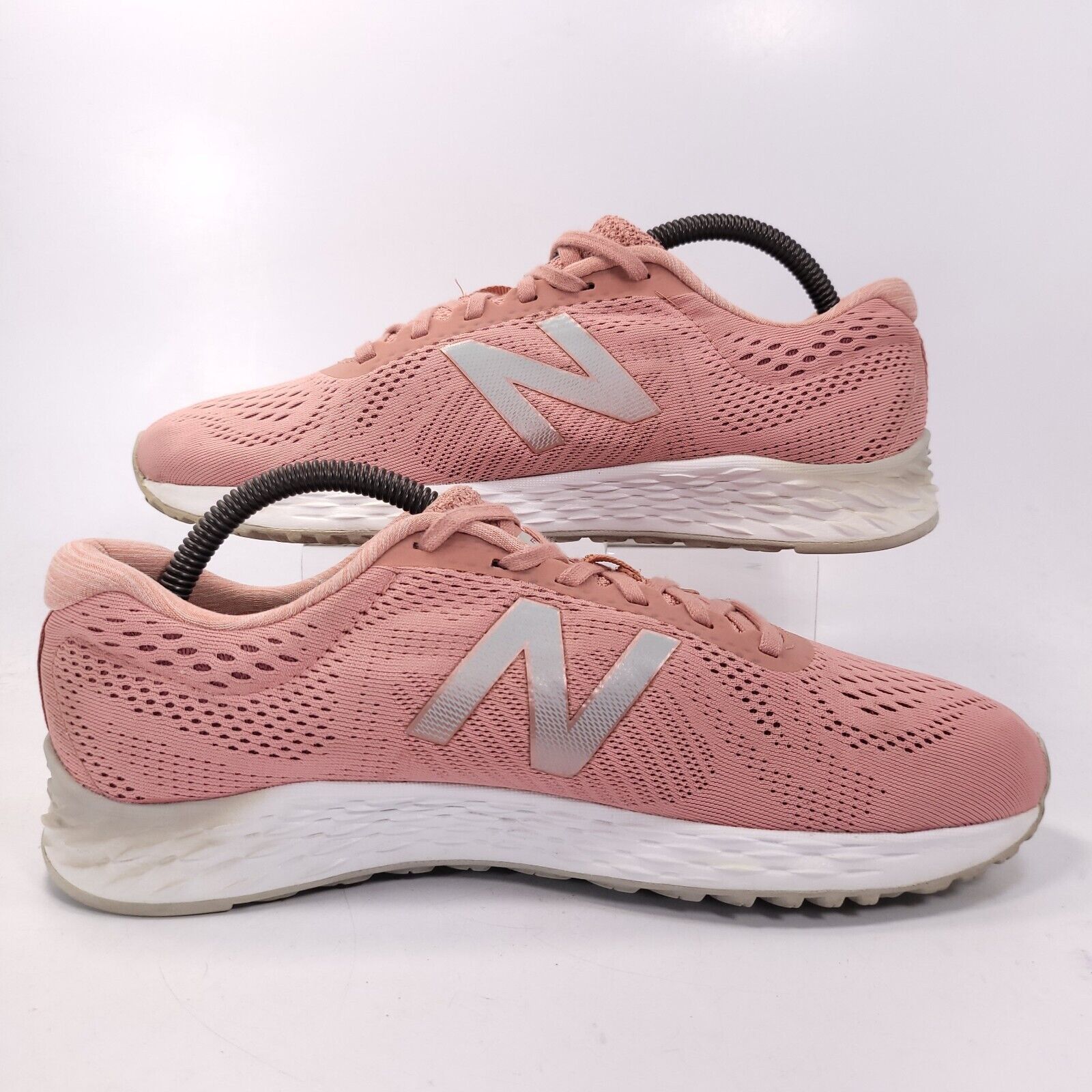 New Balance New Balance Fresh Foam Arishi Shoe Womens Size 9.5 WARISCD1 Size US 9.5 / IT 39.5 - 6 Thumbnail
