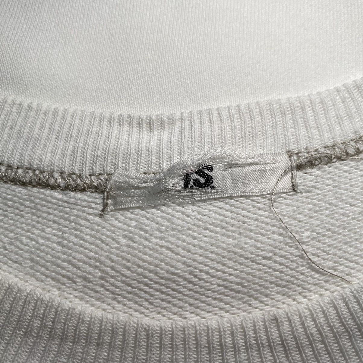 Issey Miyake Vintage 90’s Issey Miyake IS distressed Sweatshirt Size US L / EU 52-54 / 3 - 4 Thumbnail