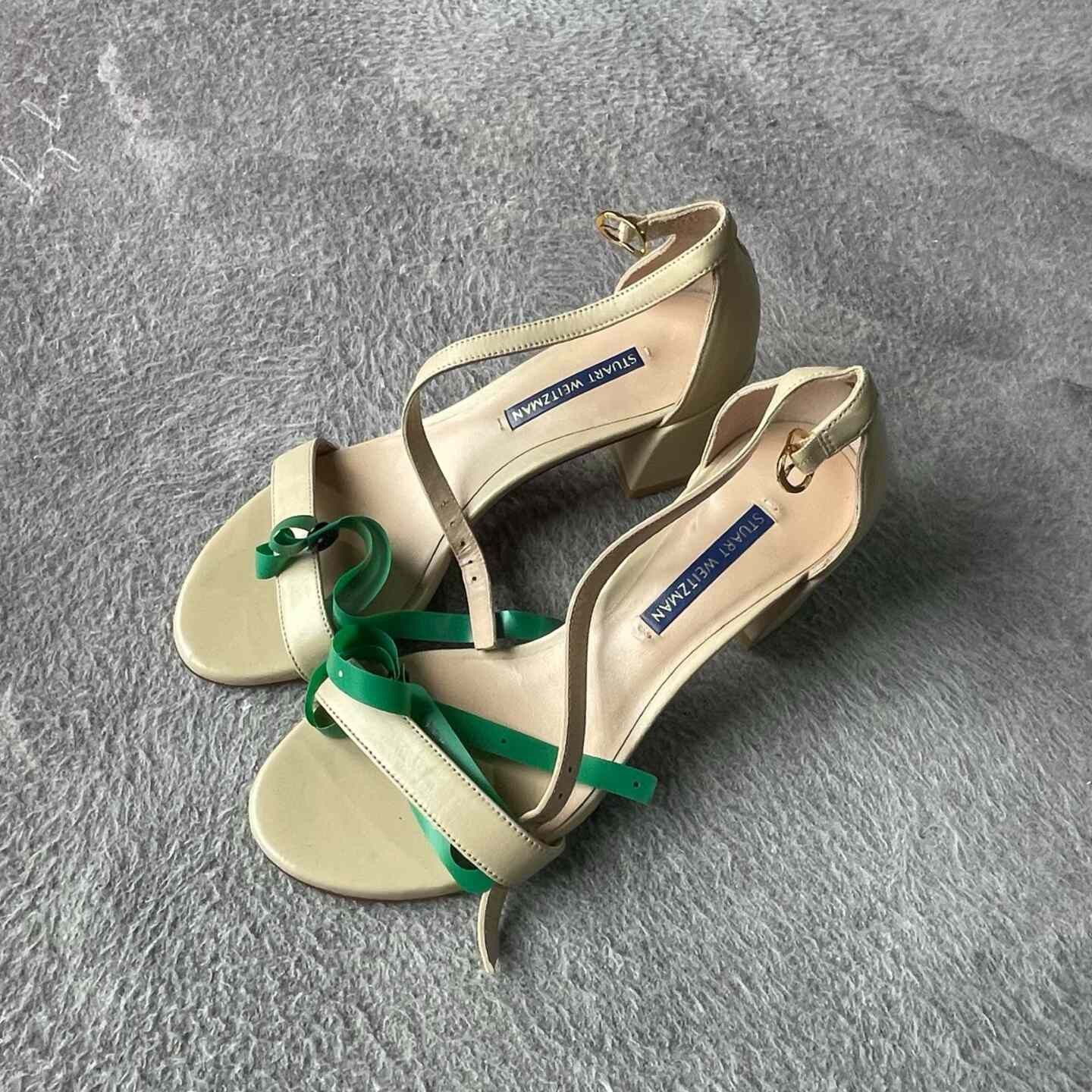 Nike Nike Pink Sandals S Women Size US 6 / IT 36 - 1 Thumbnail
