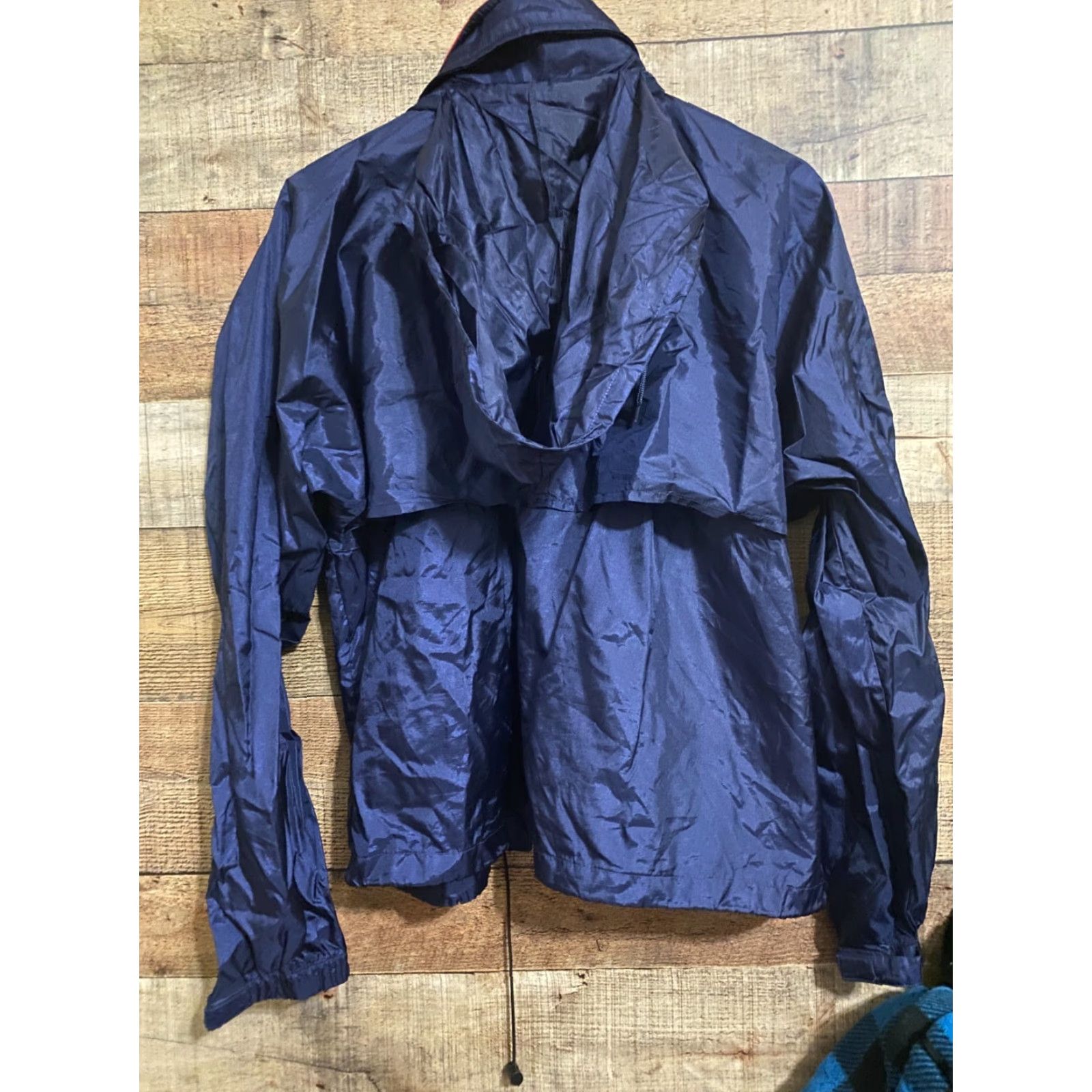Vintage LL Bean Men's Hooded Windbreaker Jacket Size L Blue Windbreaker Jacket Mens L Blue LL Bean Hooded windbreaker jacket size L Size US L / EU 52-54 / 3 - 2 Thumbnail