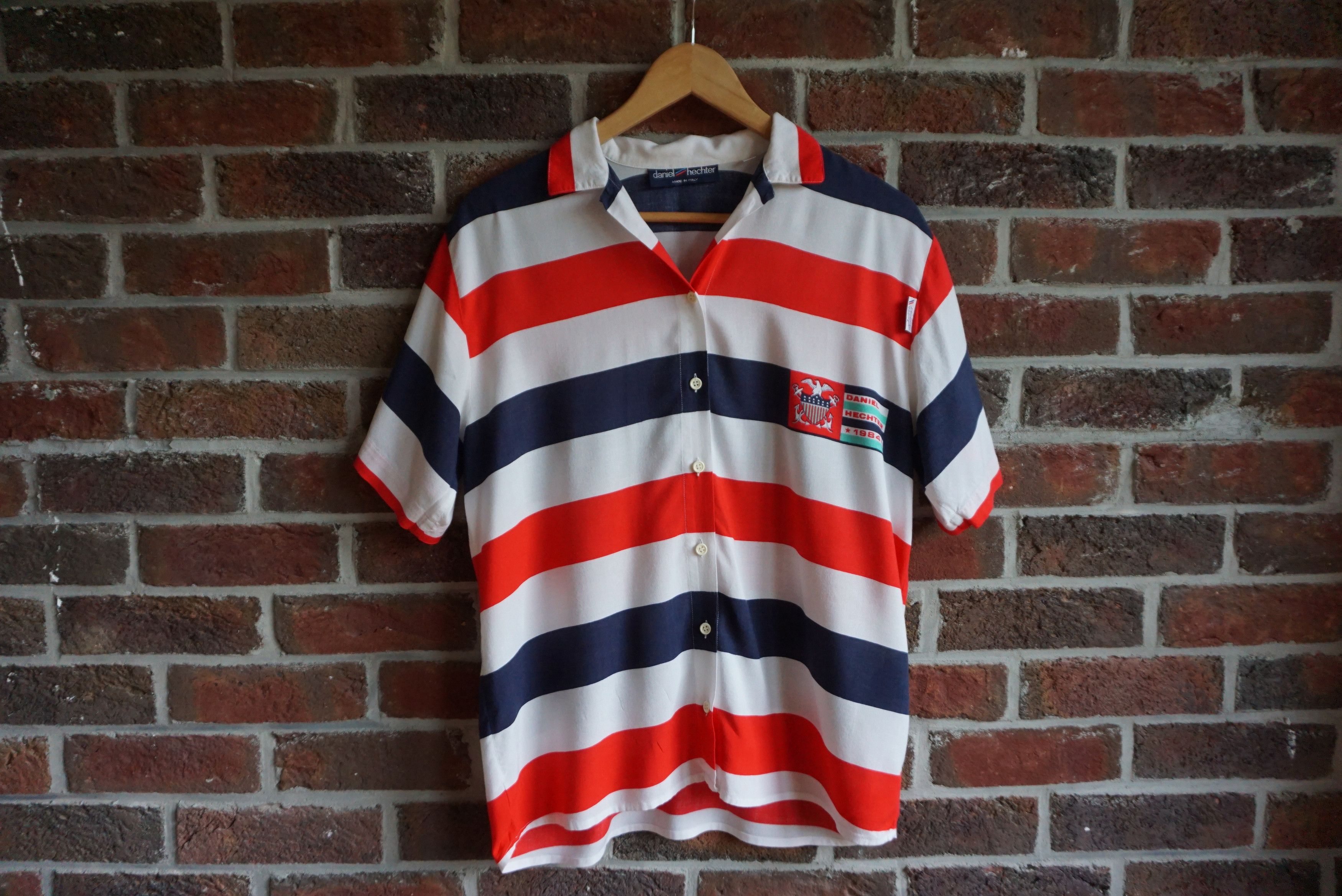 Daniel Hechter Men true vintage funky striped short sleeved shirt 80s 90s Size US S / EU 44-46 / 1 - 4 Thumbnail