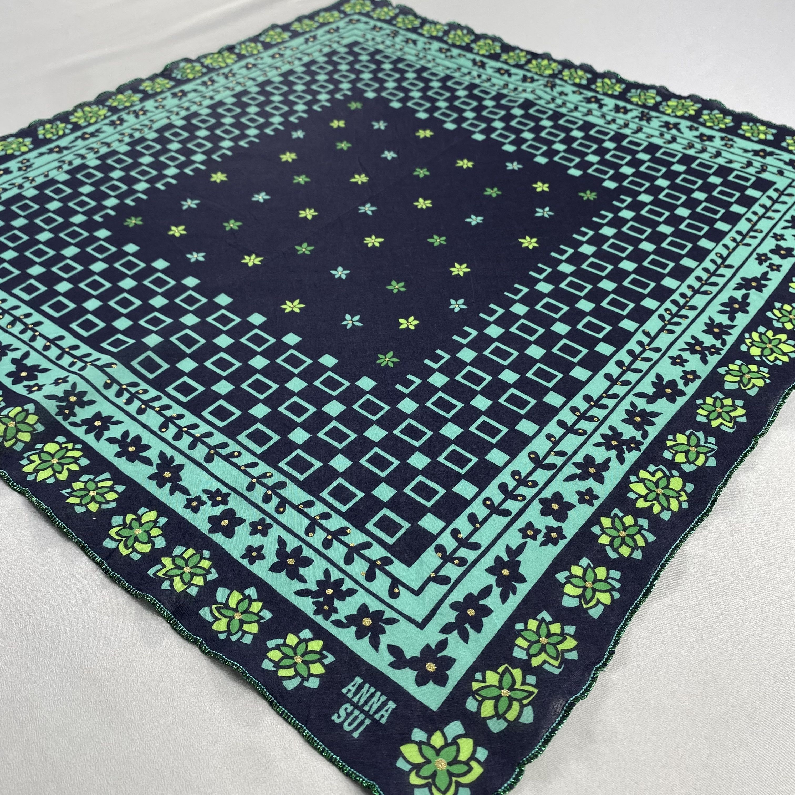 Vintage Anna Sui Bandana/ Handkerchief / Neckerchief-P1836 Size ONE SIZE - 2 Thumbnail