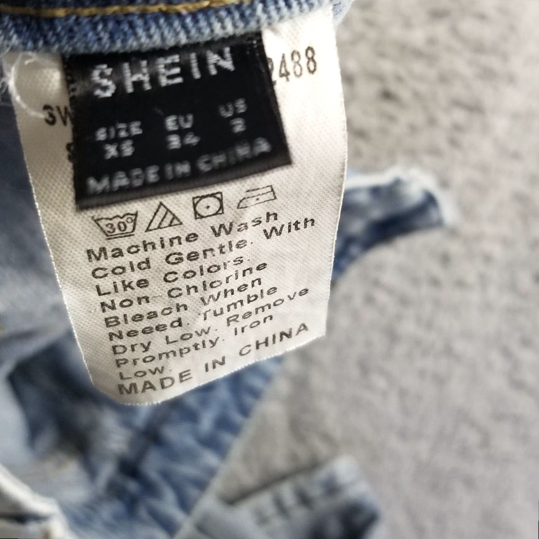 Shein VINTAGE SheIn Jeans Women Straight XS 25x28 Blue Denim Zipper Flaw 90s Grunge Hip Hop Mens Womens Girls Size 25" / US 0 / IT 36 - 4 Thumbnail