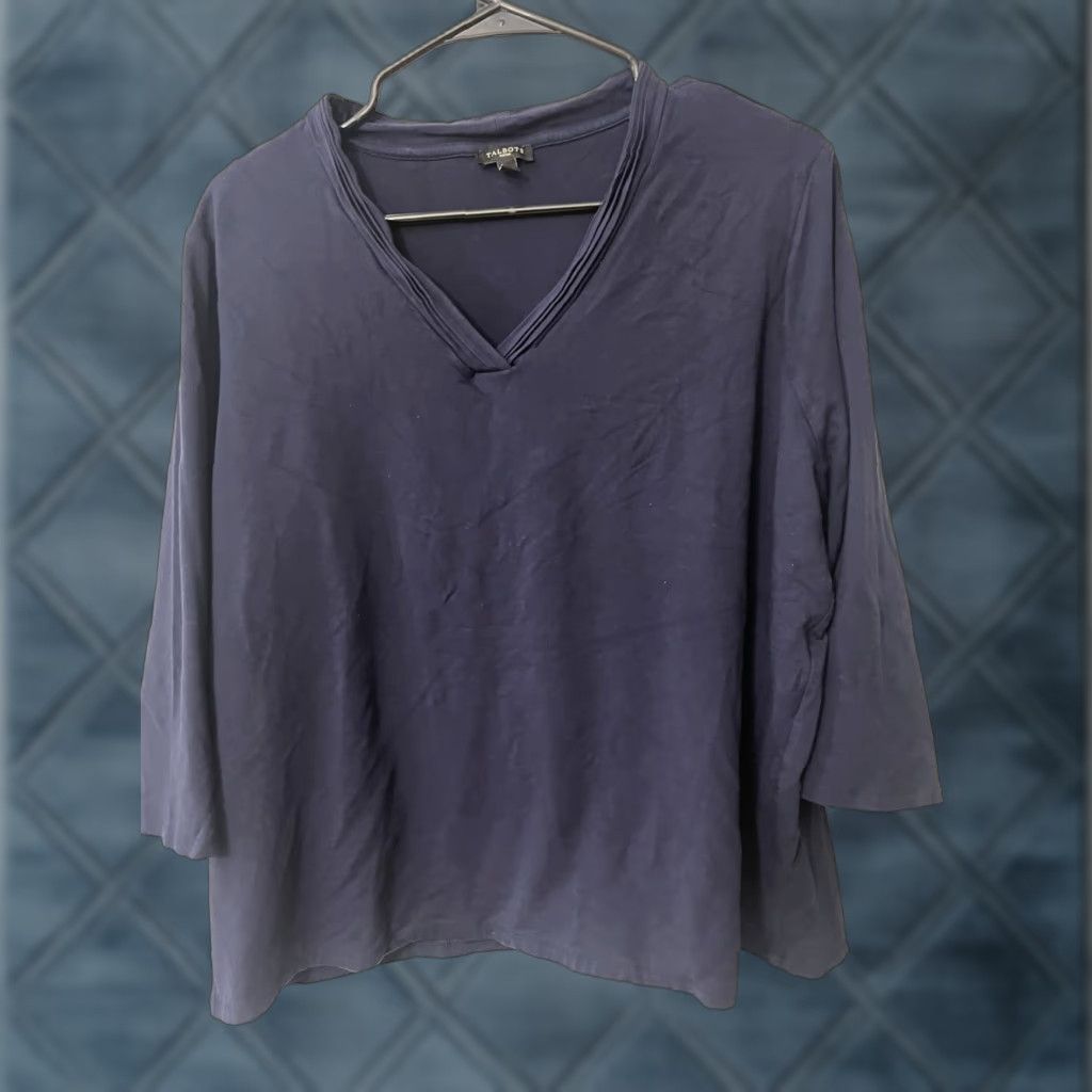 Talbots VINTAGE Talbots Blouse Shirt Women's 3X Navy Long Sleeve V-Neck Pullover Lyocell Rayon Spandex Plus Size Navy Blue Womens 3X Size XXL / US 16-18 / IT 52-54 - 1 Thumbnail