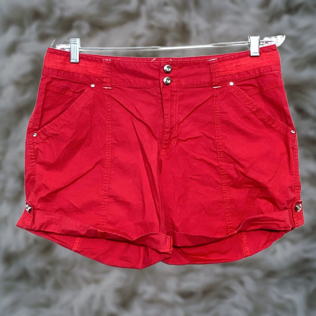 Vintage INC Red Shorts Womens 8 Curvy Fit Cuffed Zip Pocket Summer Glam Vacation Stretch Size 24" / US 00 / IT 34 - 1 Thumbnail
