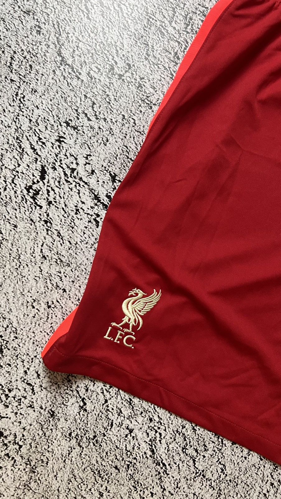 Nike Nike Liverpool football shorts Size US 36 / EU 52 - 2 Thumbnail